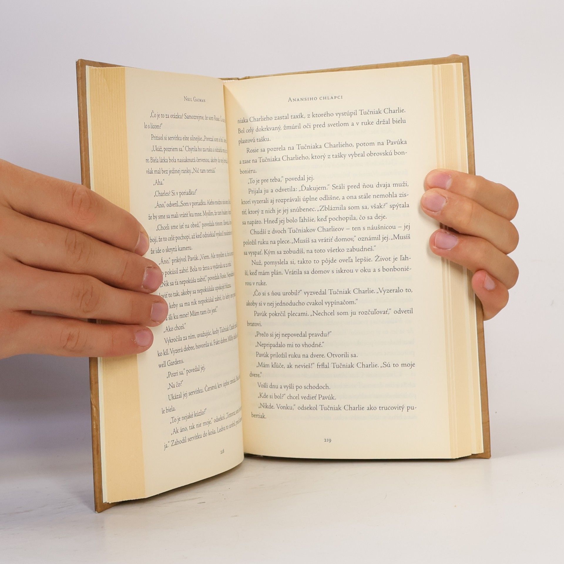 Neil Gaiman Anansiho chlapci