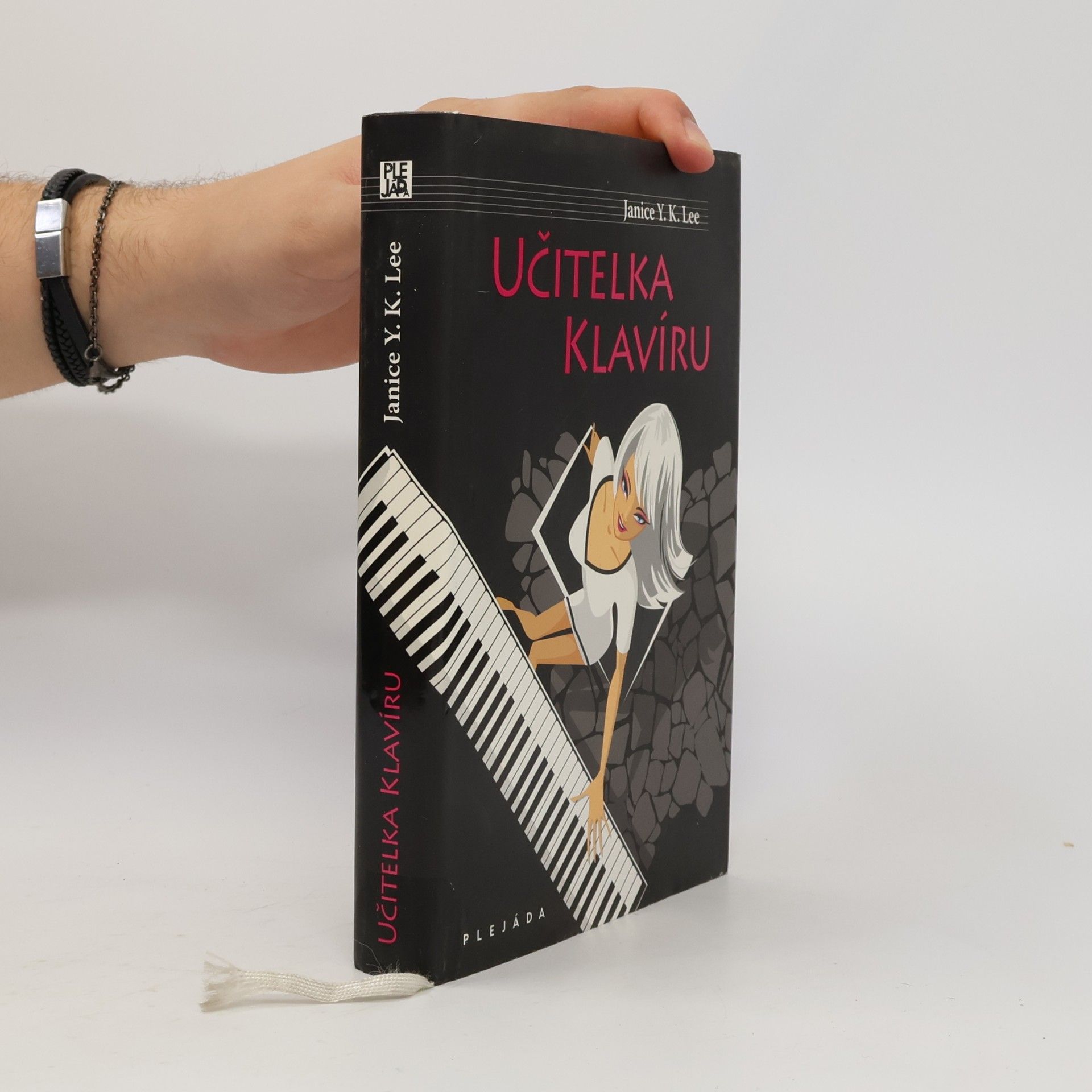 Janice Y.K. Lee Učitelka klavíru