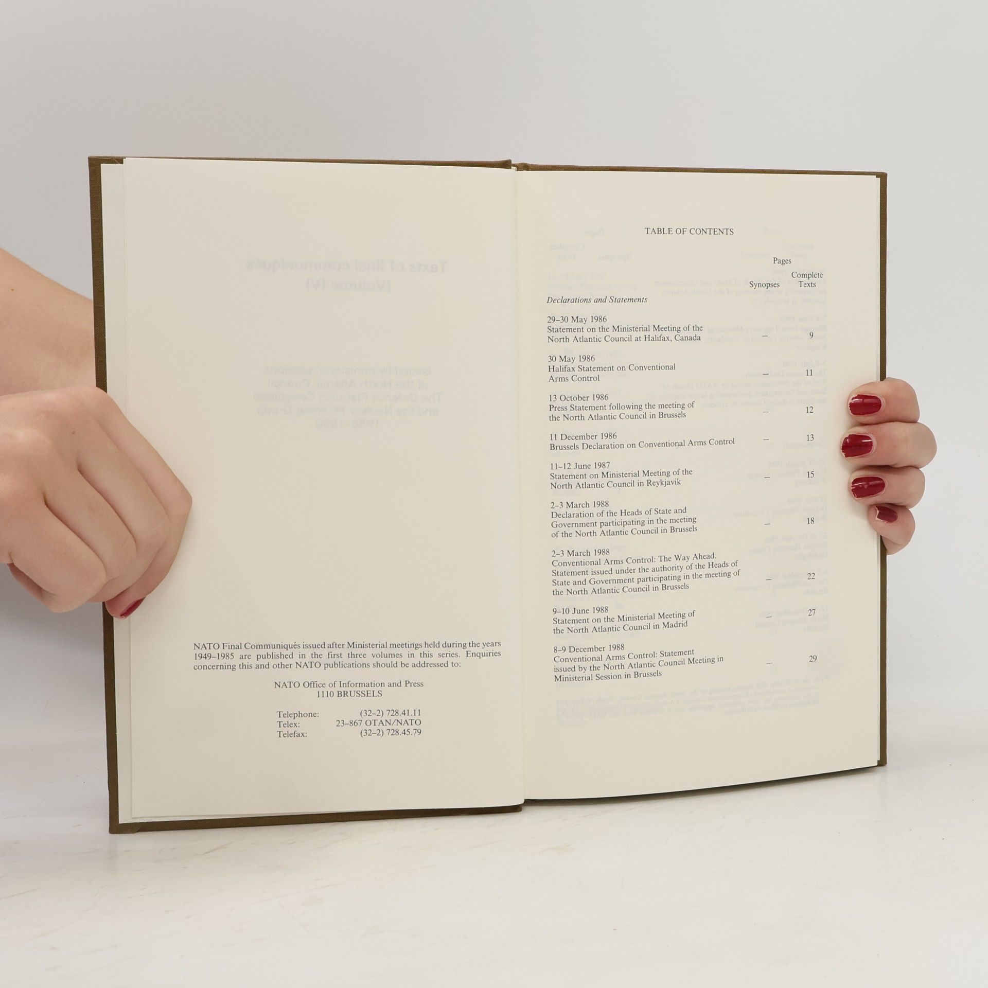 Various authors Nato. Final Communiques 1986-1990