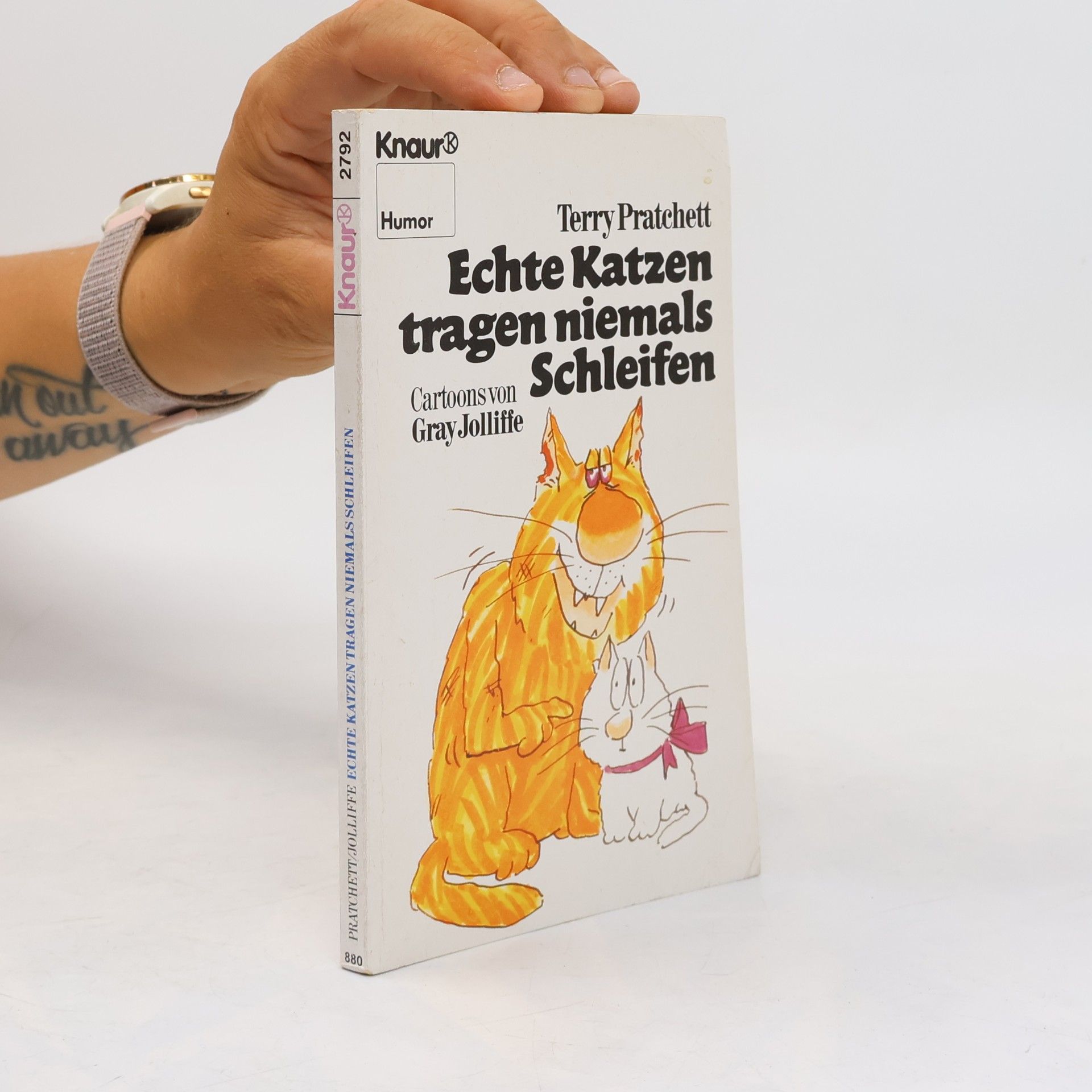 Terry Pratchett Echte Katzen tragen niemals Schleifen
