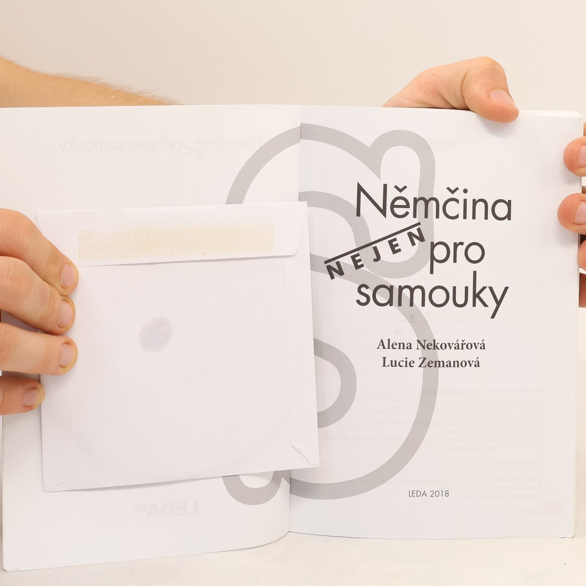 Alena Nekovářová Němčina nejen pro samouky. Učebnice