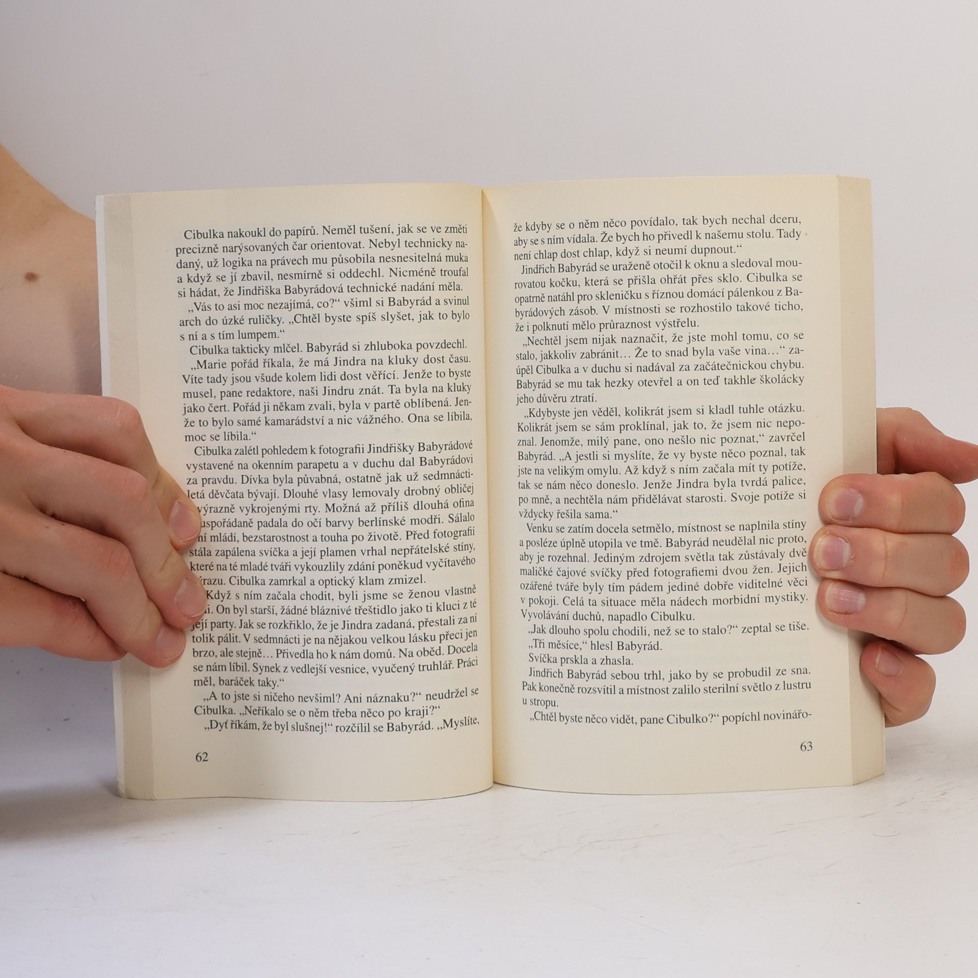 Various authors Kněžka prodejné lásky : skutečné kriminální případy