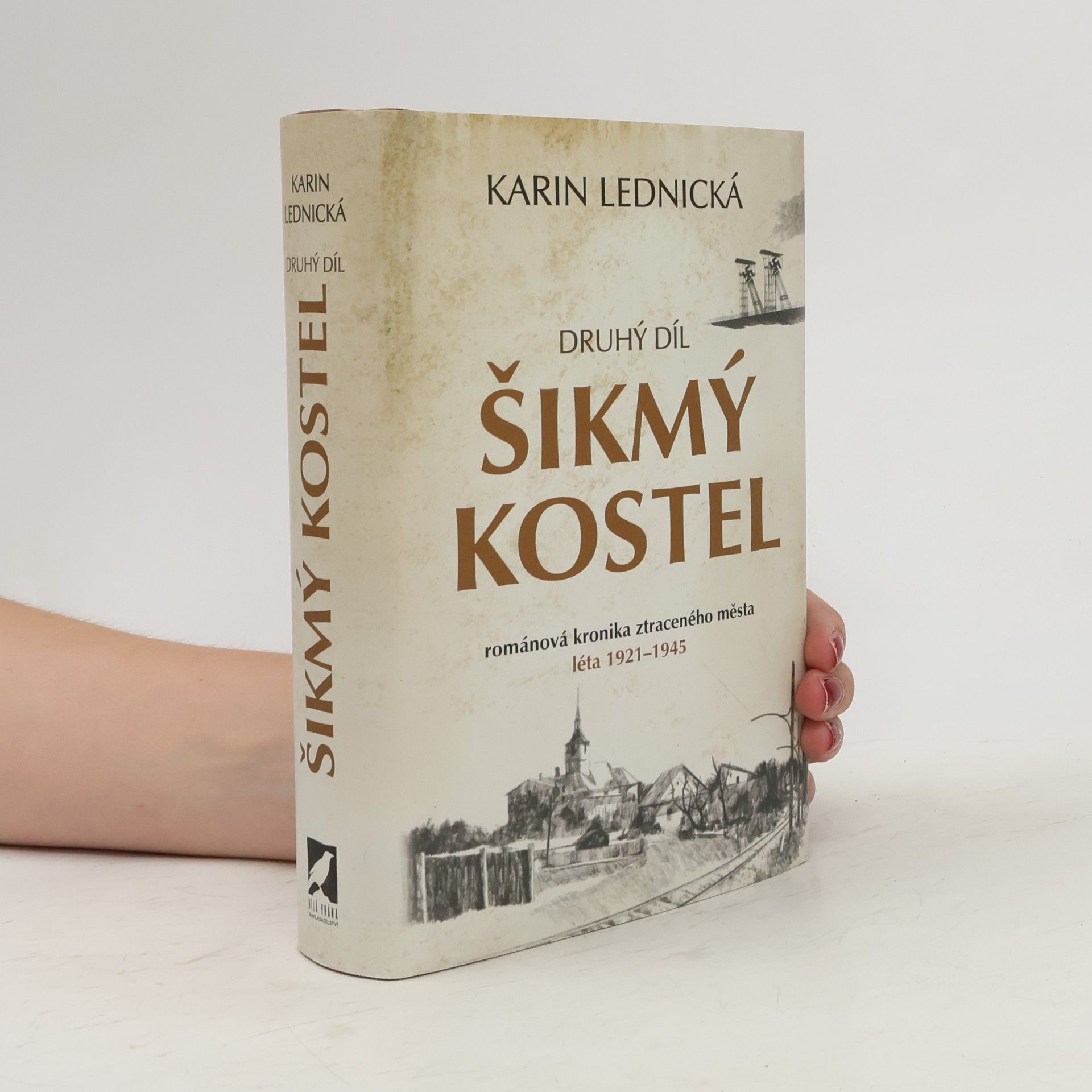 Karin Lednická Šikmý kostel 2
