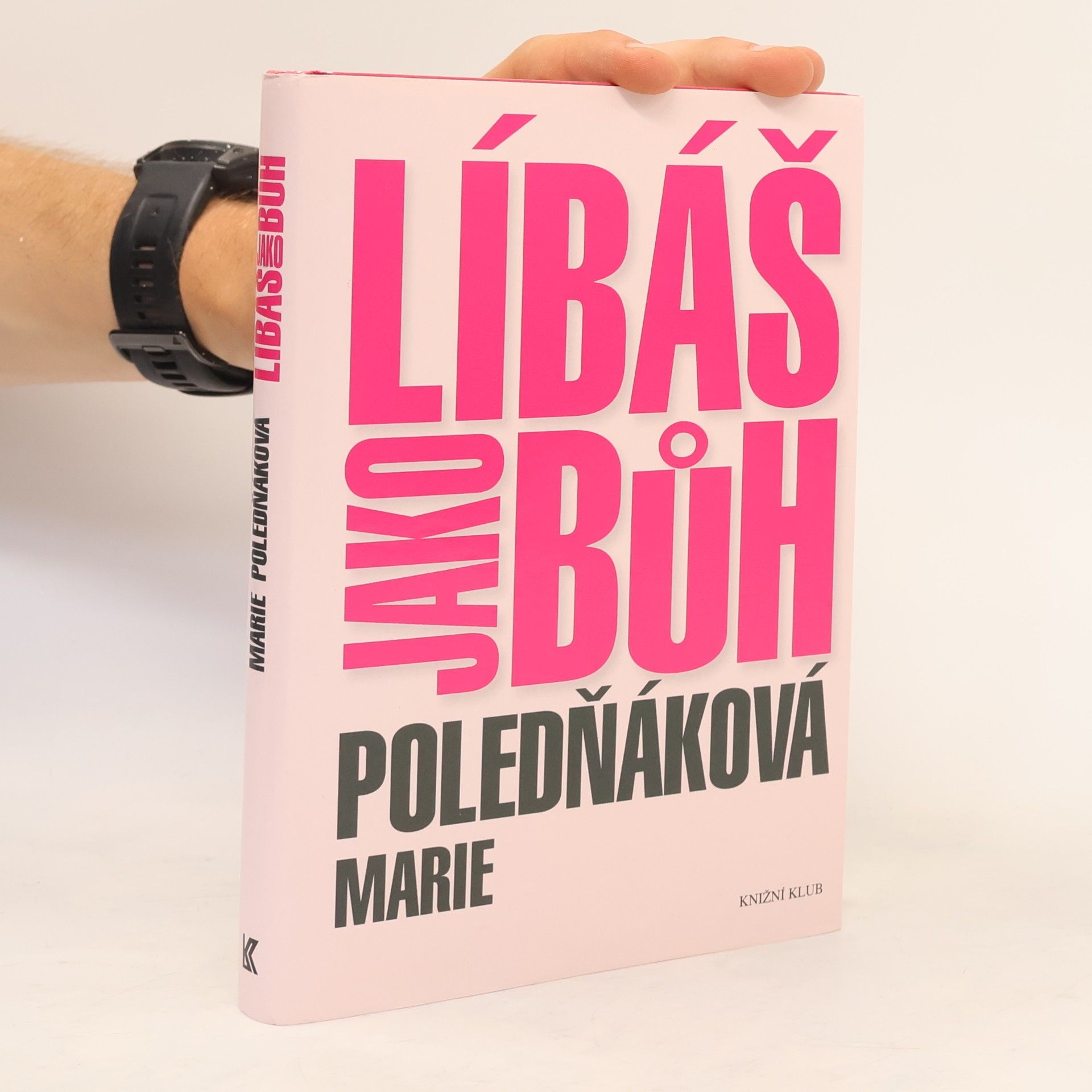 Líbáš jako bůh