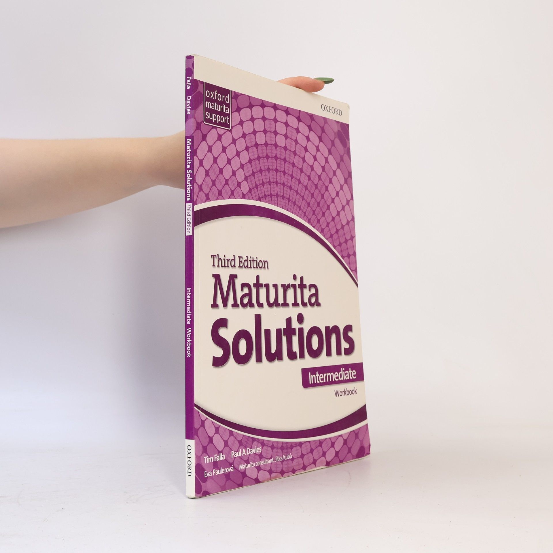 Kolektív autorov Maturita Solutions: Intermediate - Workbook