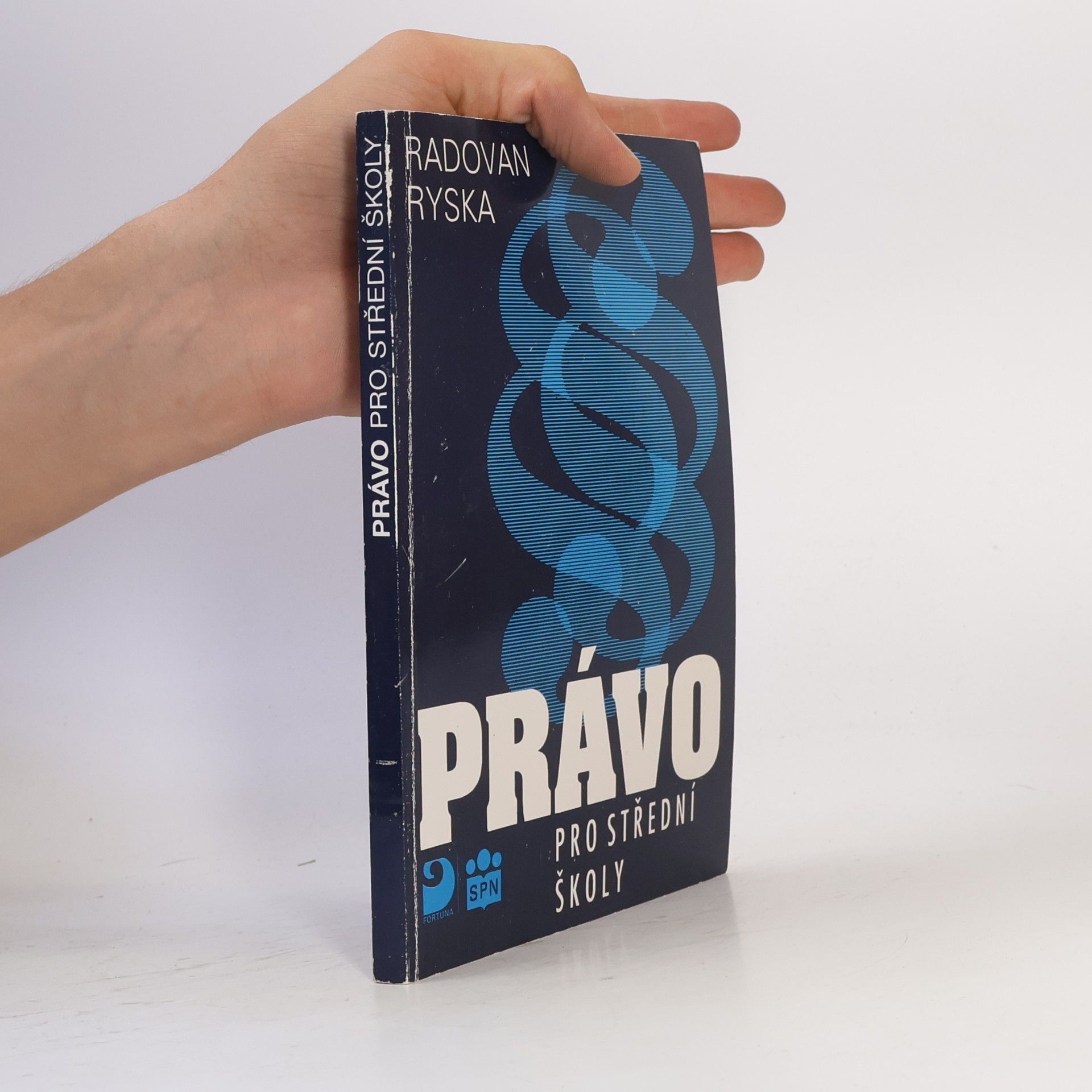 Radovan Ryska Právo pro střední školy