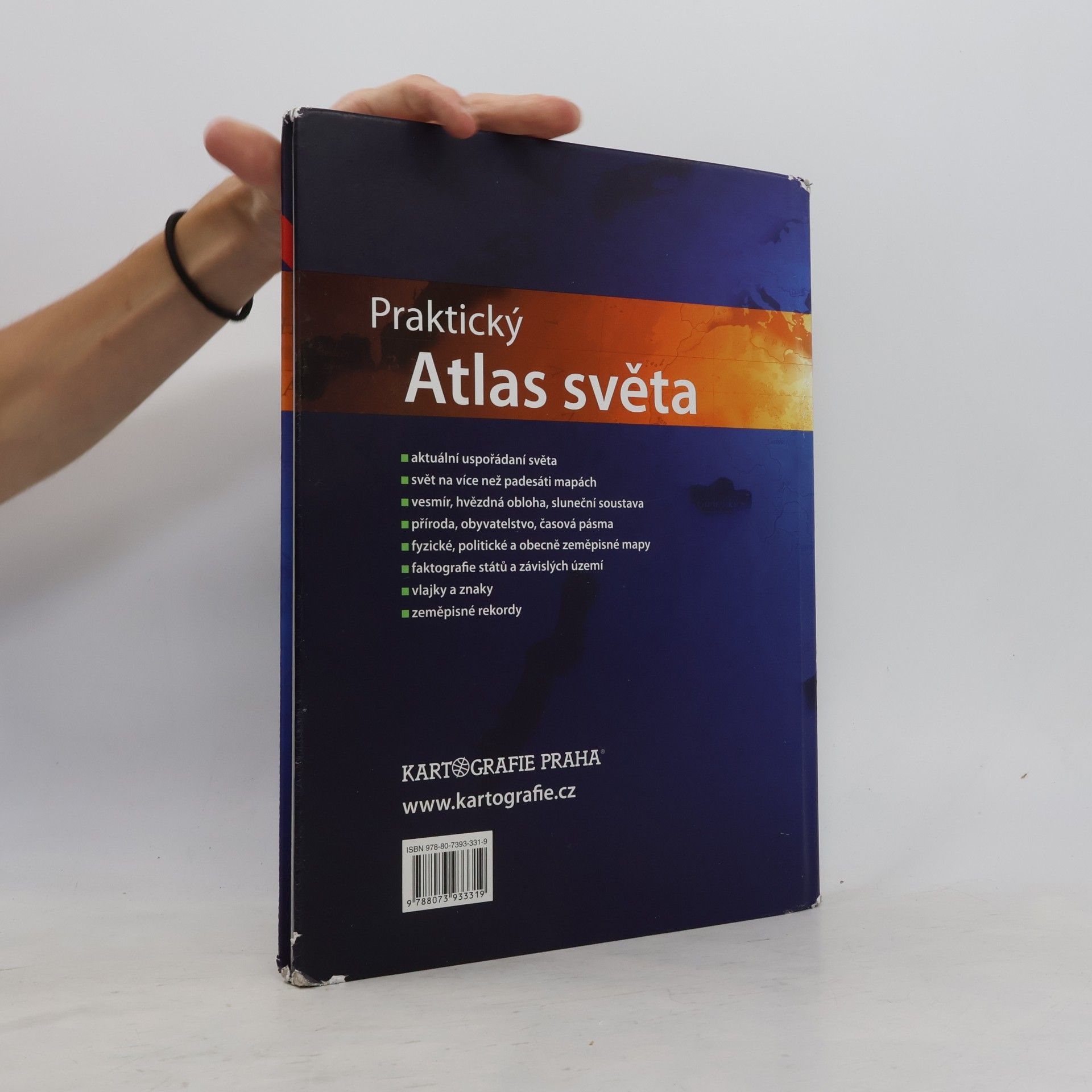 AA.VV. Praktický atlas světa