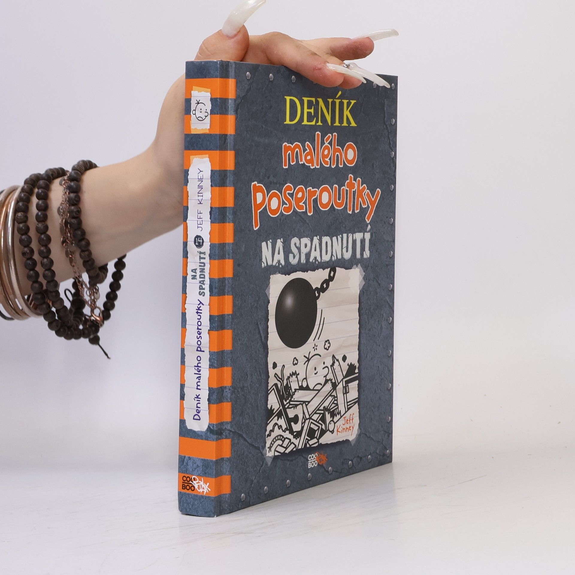 Jeff Kinney Deník malého poseroutky 14. Na spadnutí