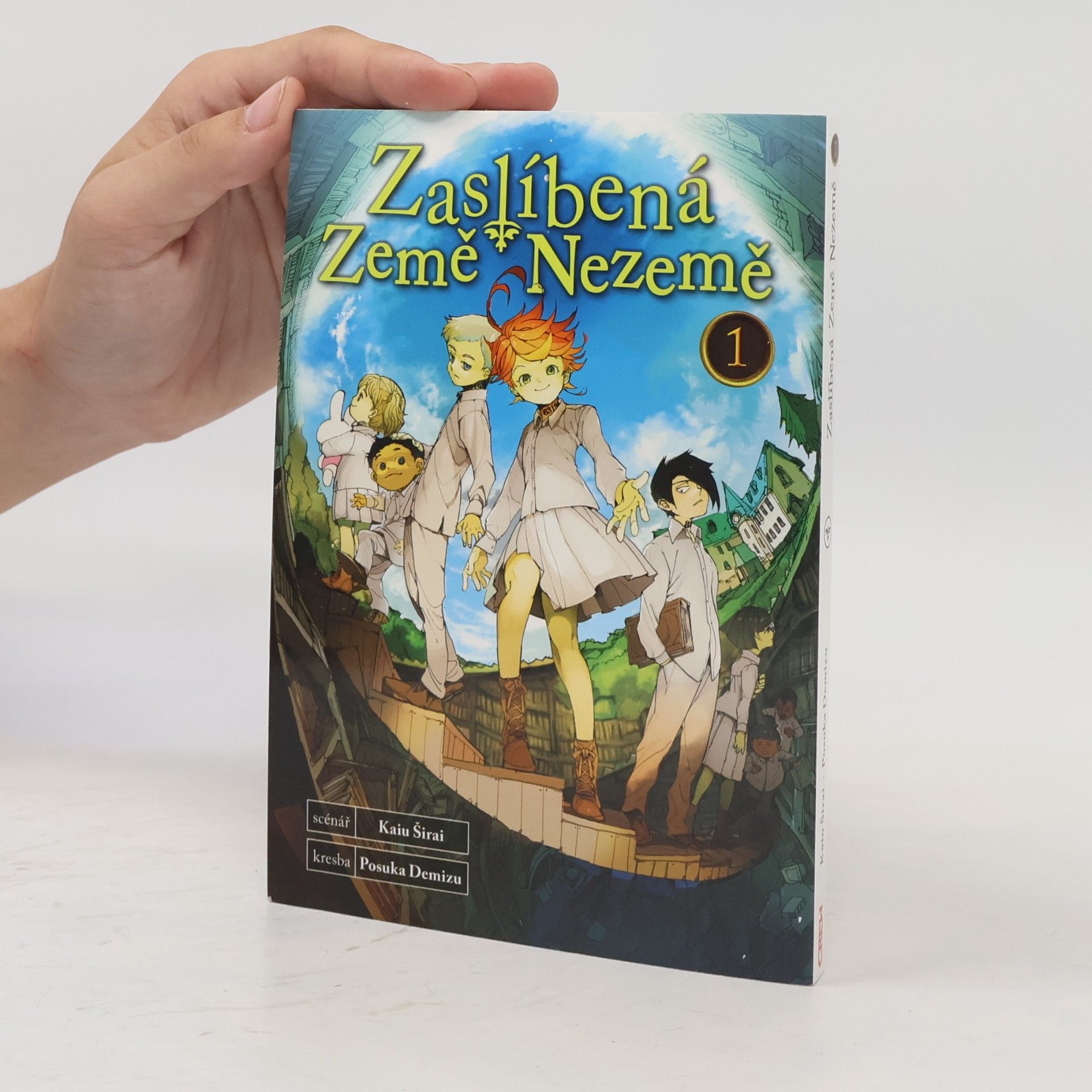 Kaiu Shirai Zaslíbená Země Nezemě 1