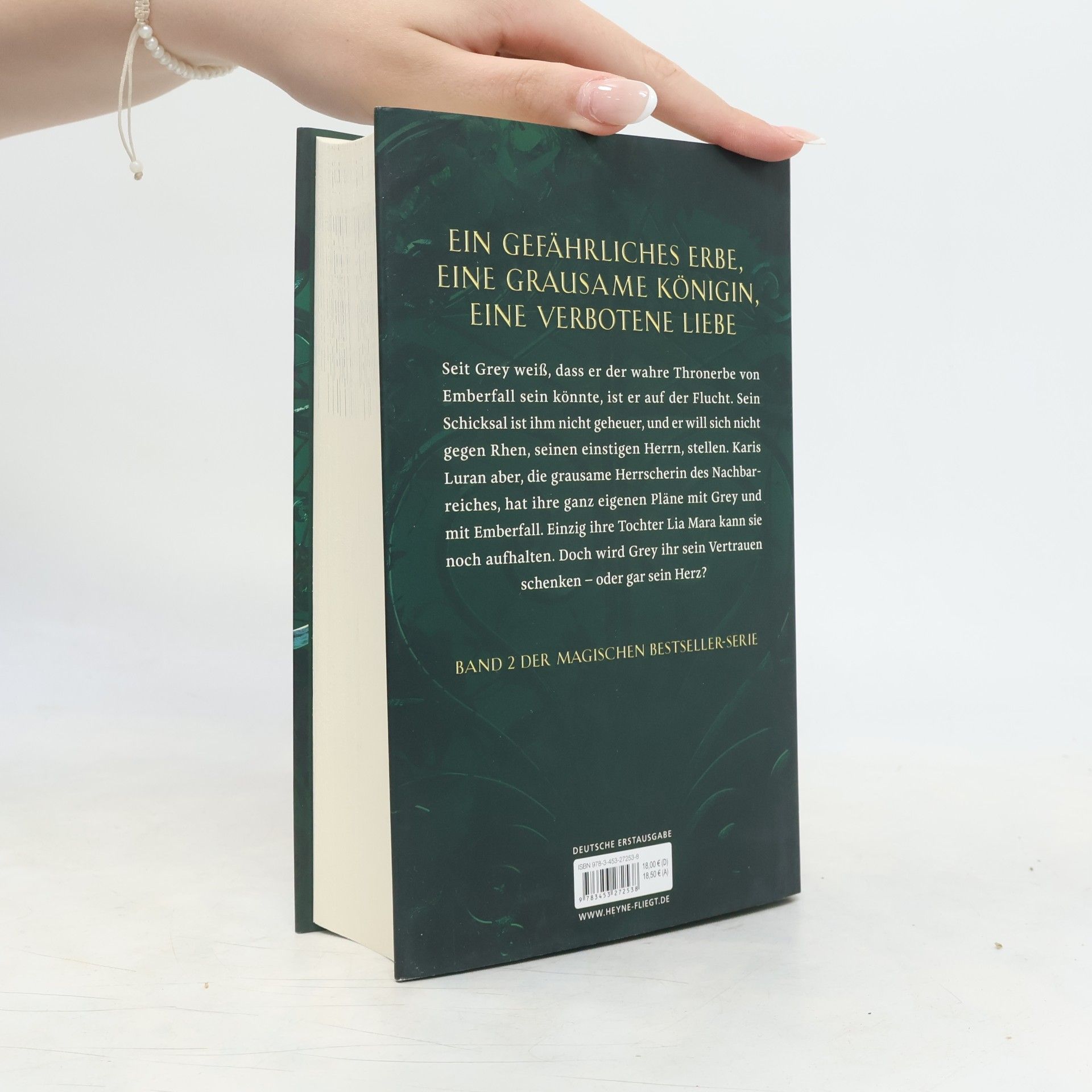 Brigid Kemmererová Ein Herz so dunkel und schön