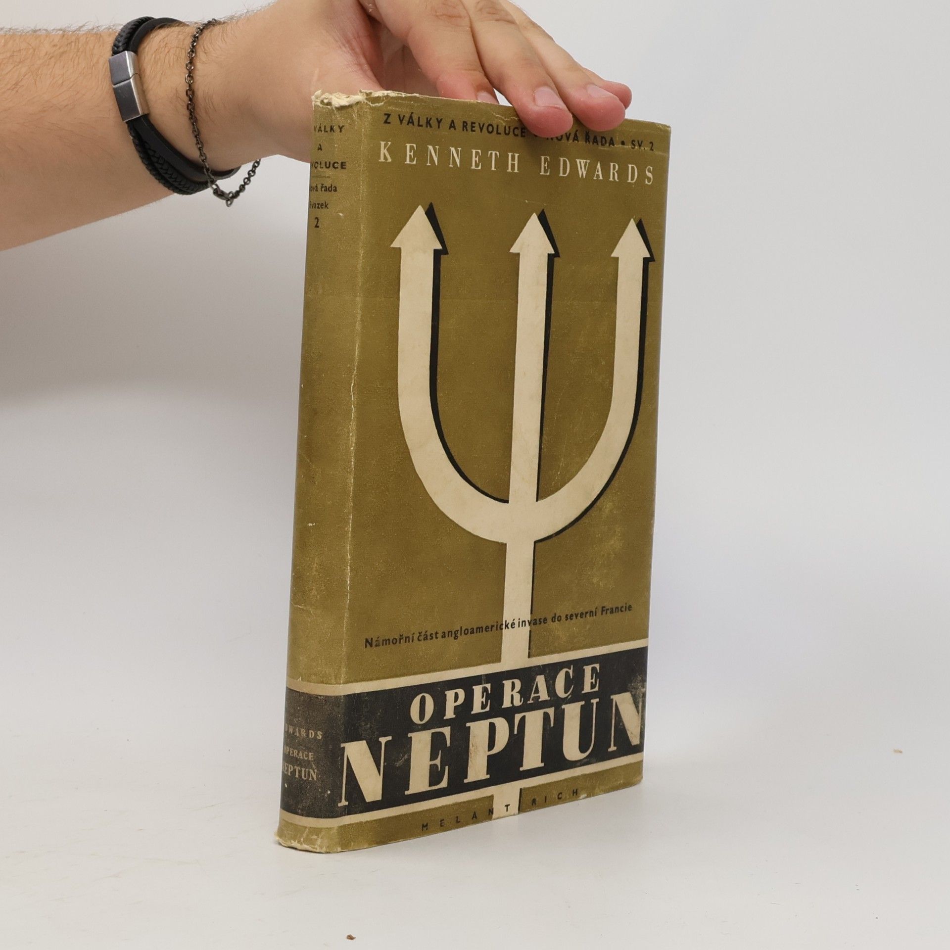Kenneth Edwards Operace Neptun. Dobývání Evropy. Námořní část angloamerické invase do severní Francie