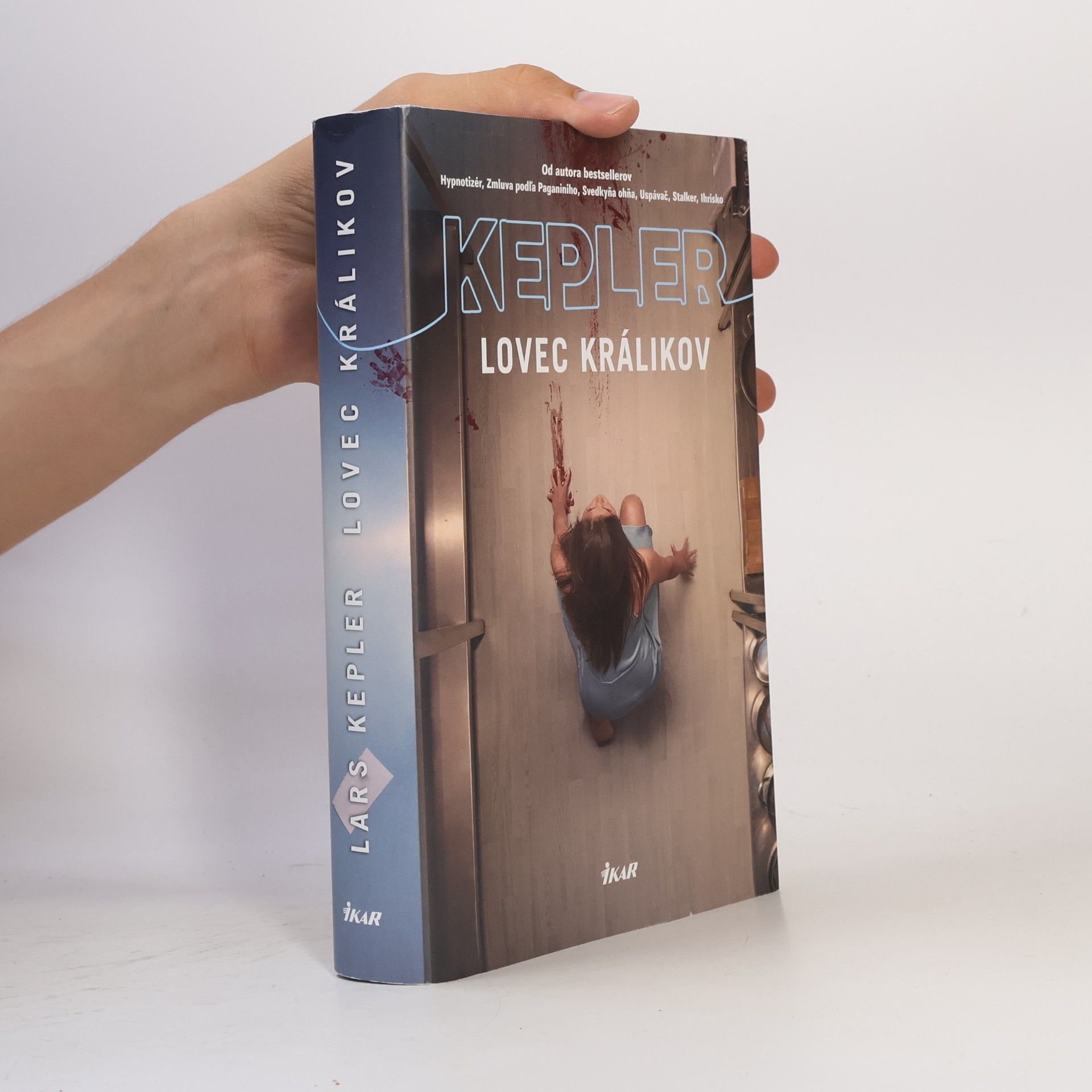 Lars Kepler Lovec králikov