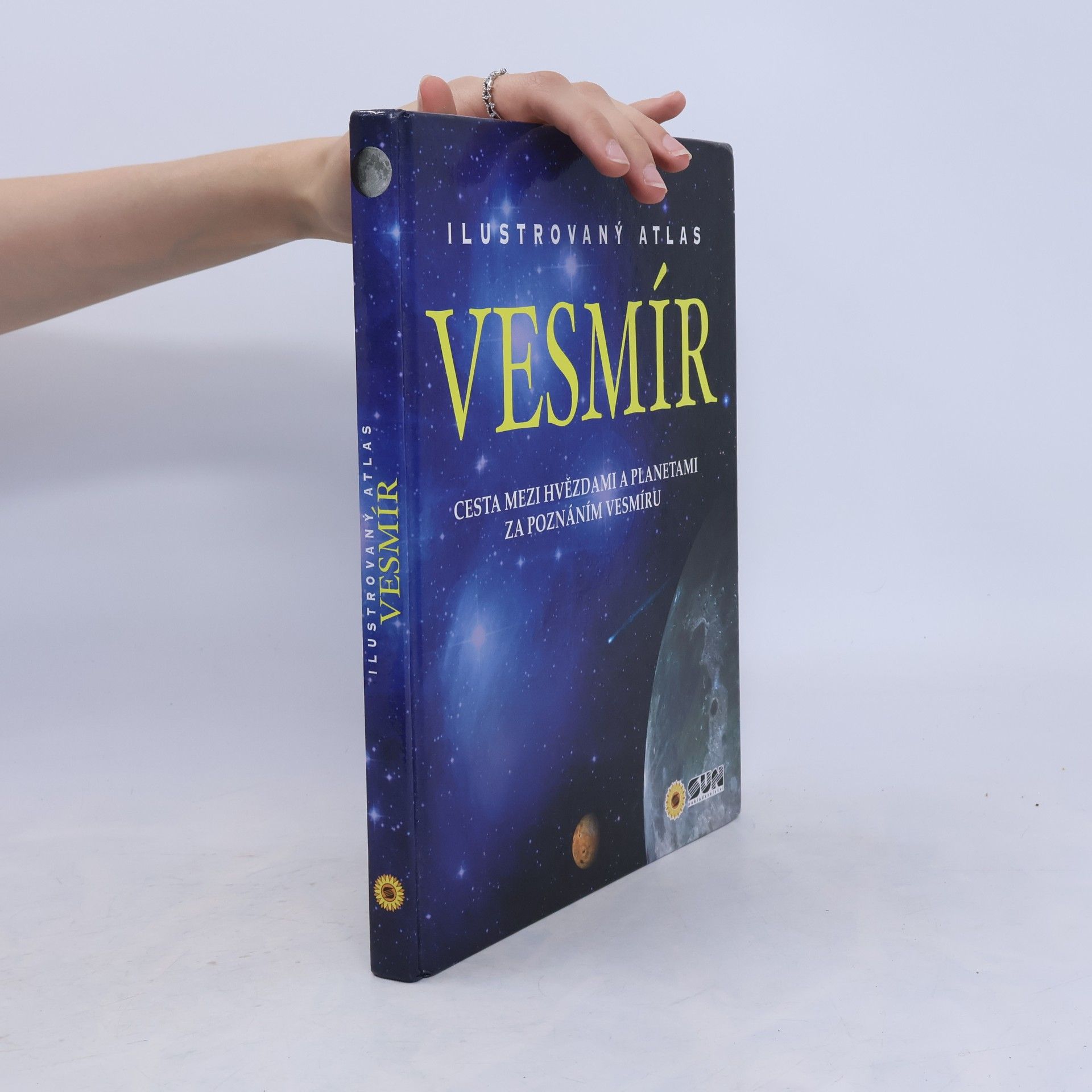 Jiří Mizera Ilustrovaný atlas. Vesmír