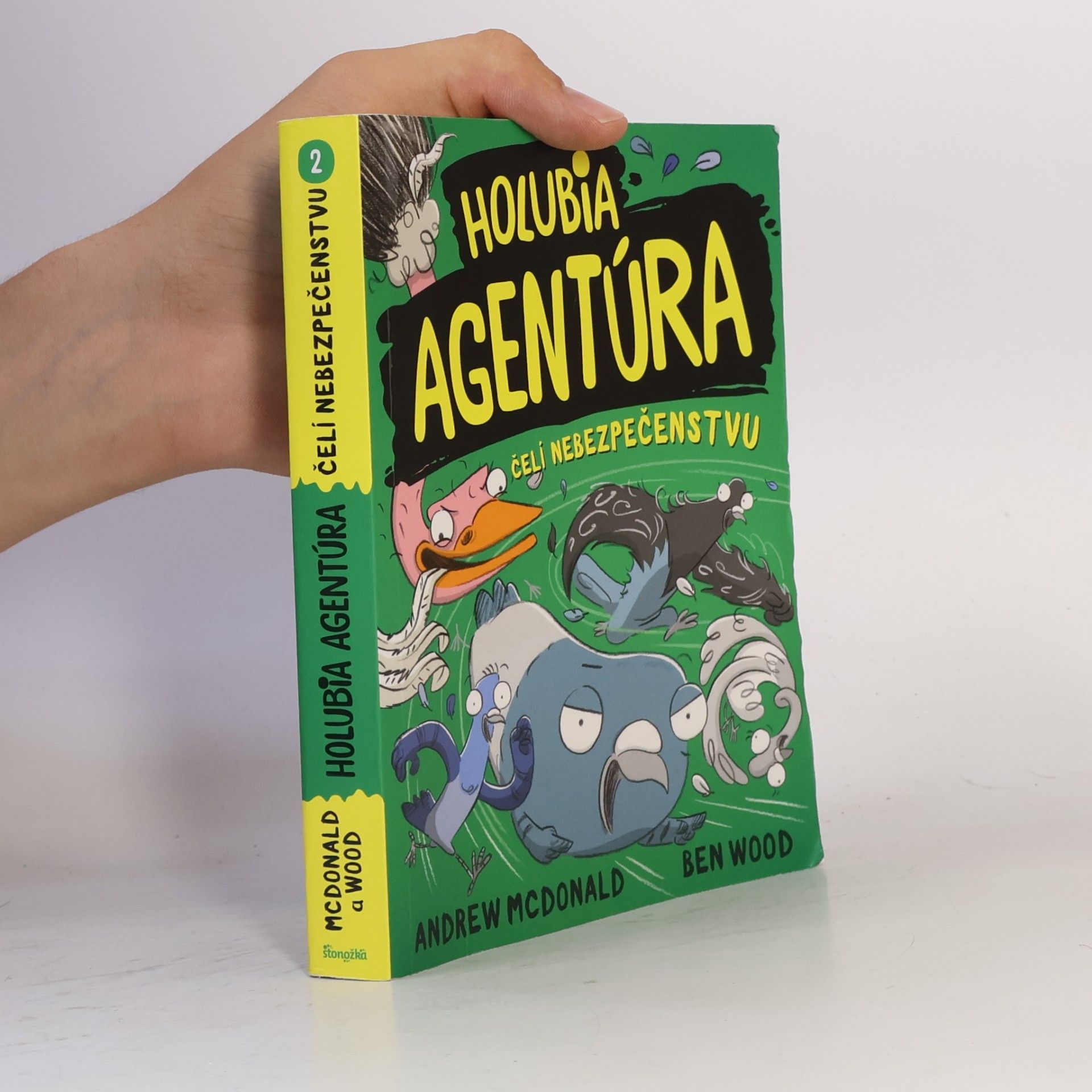 Andrew McDonald Holubia agentúra čelí nebezpečenstvu