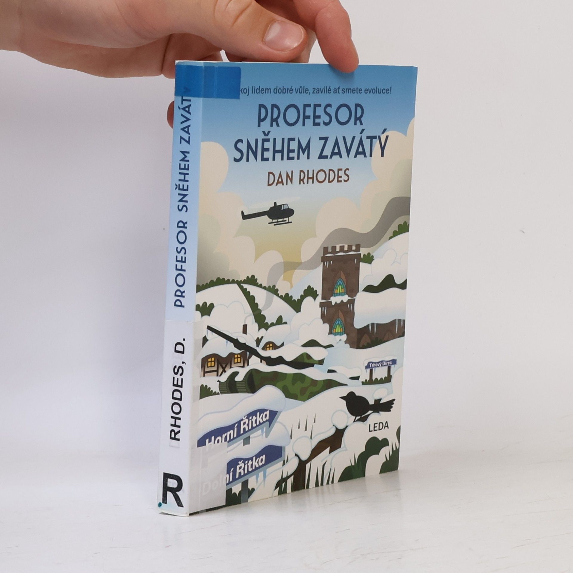 Profesor sněhem zavátý