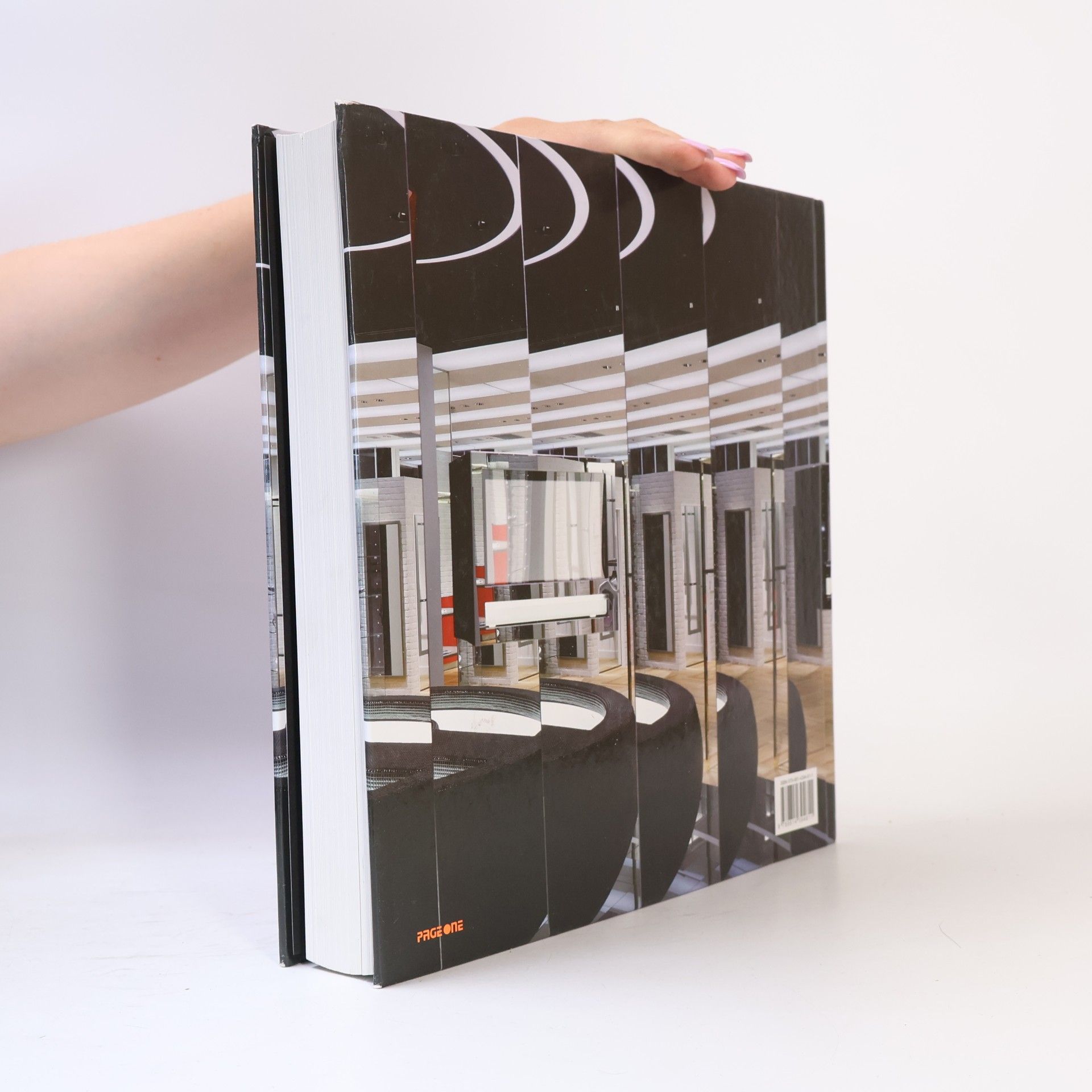 Page One Publishing Space + Stylish Commercial Interiors
