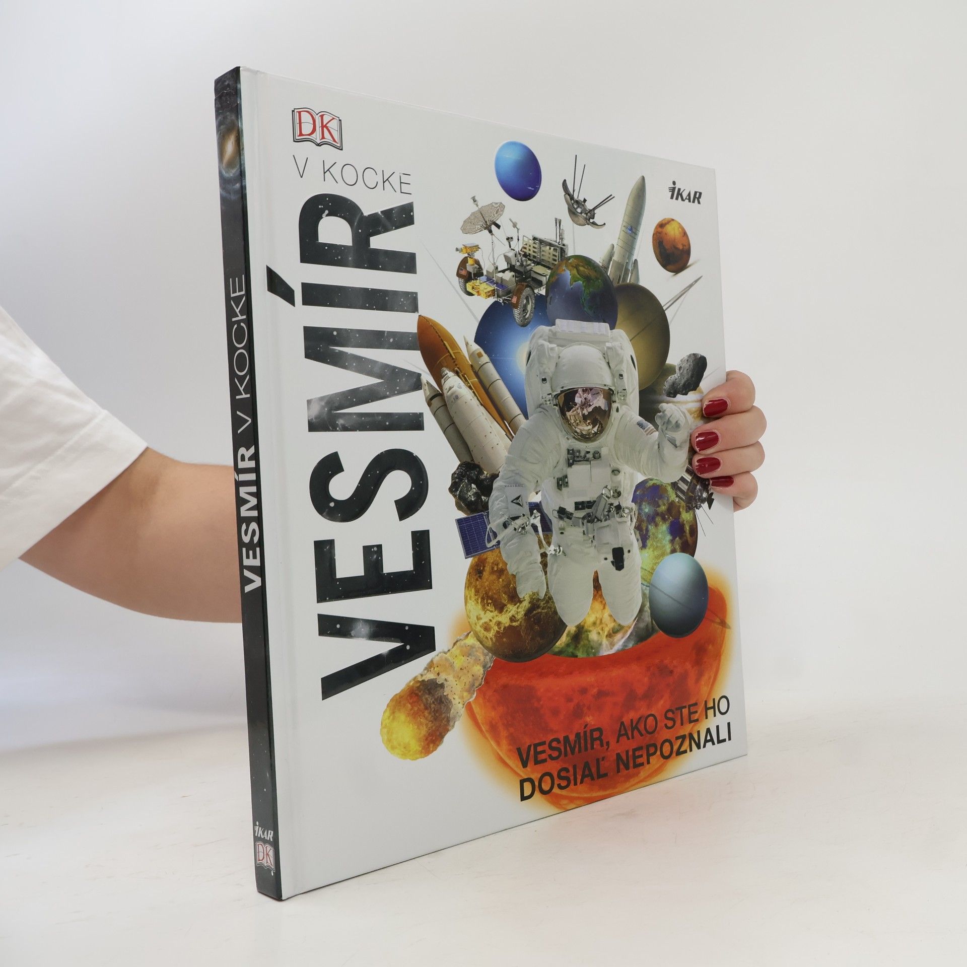 Autores varios Vesmír v kocke
