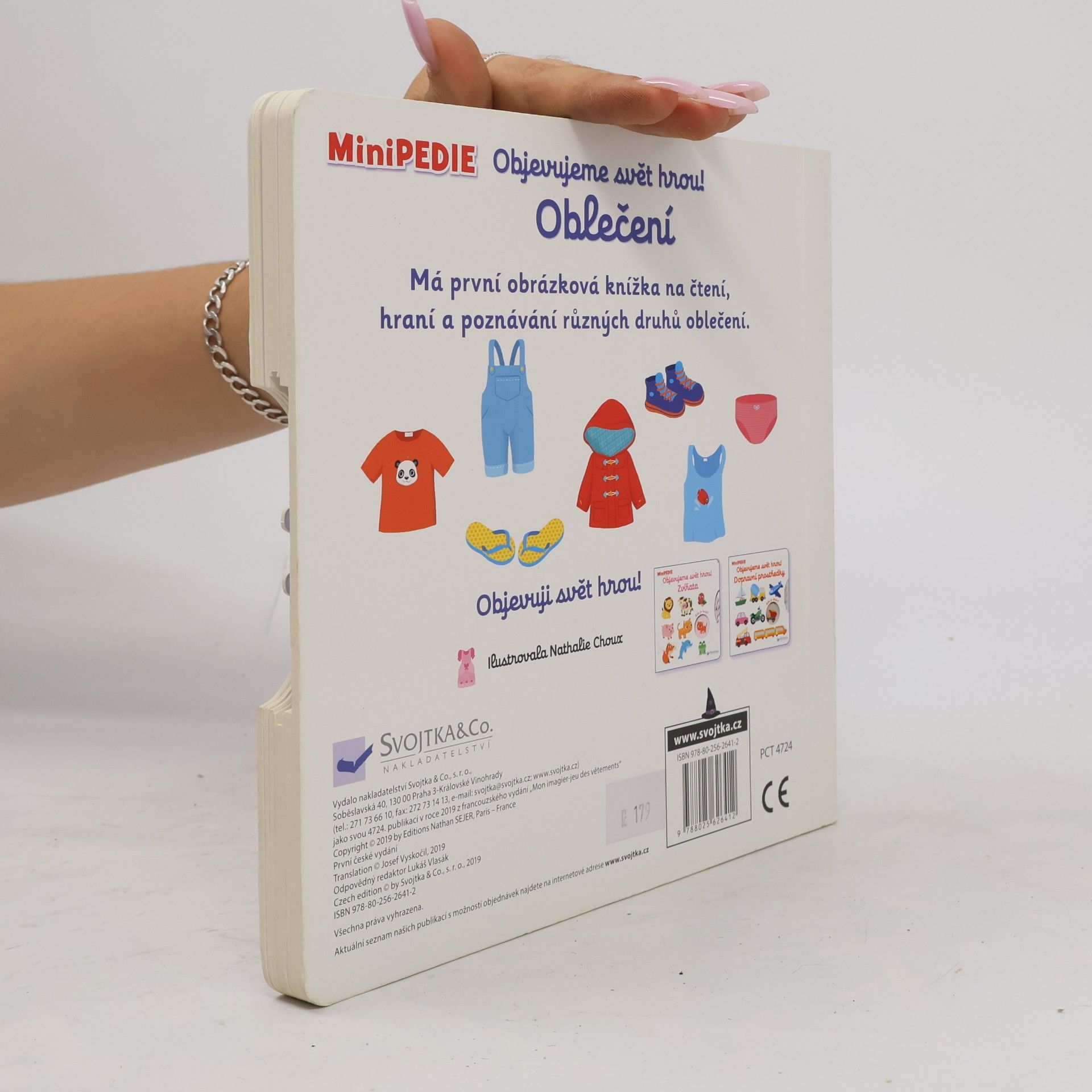 Nathalie Choux Objevujeme svět hrou! Oblečení