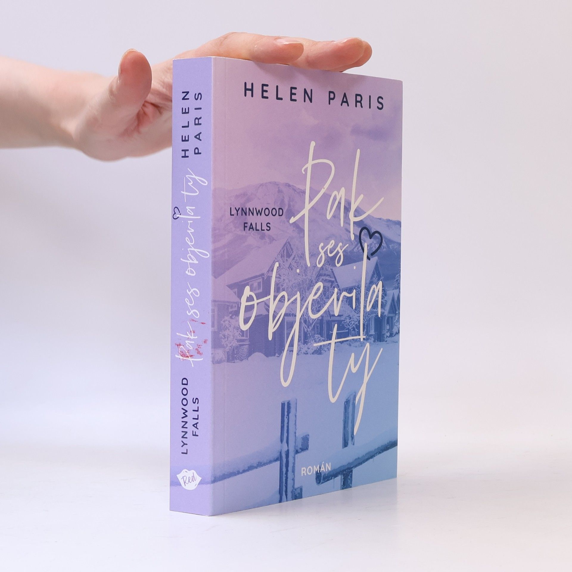 Helen Paris Pak ses objevila ty