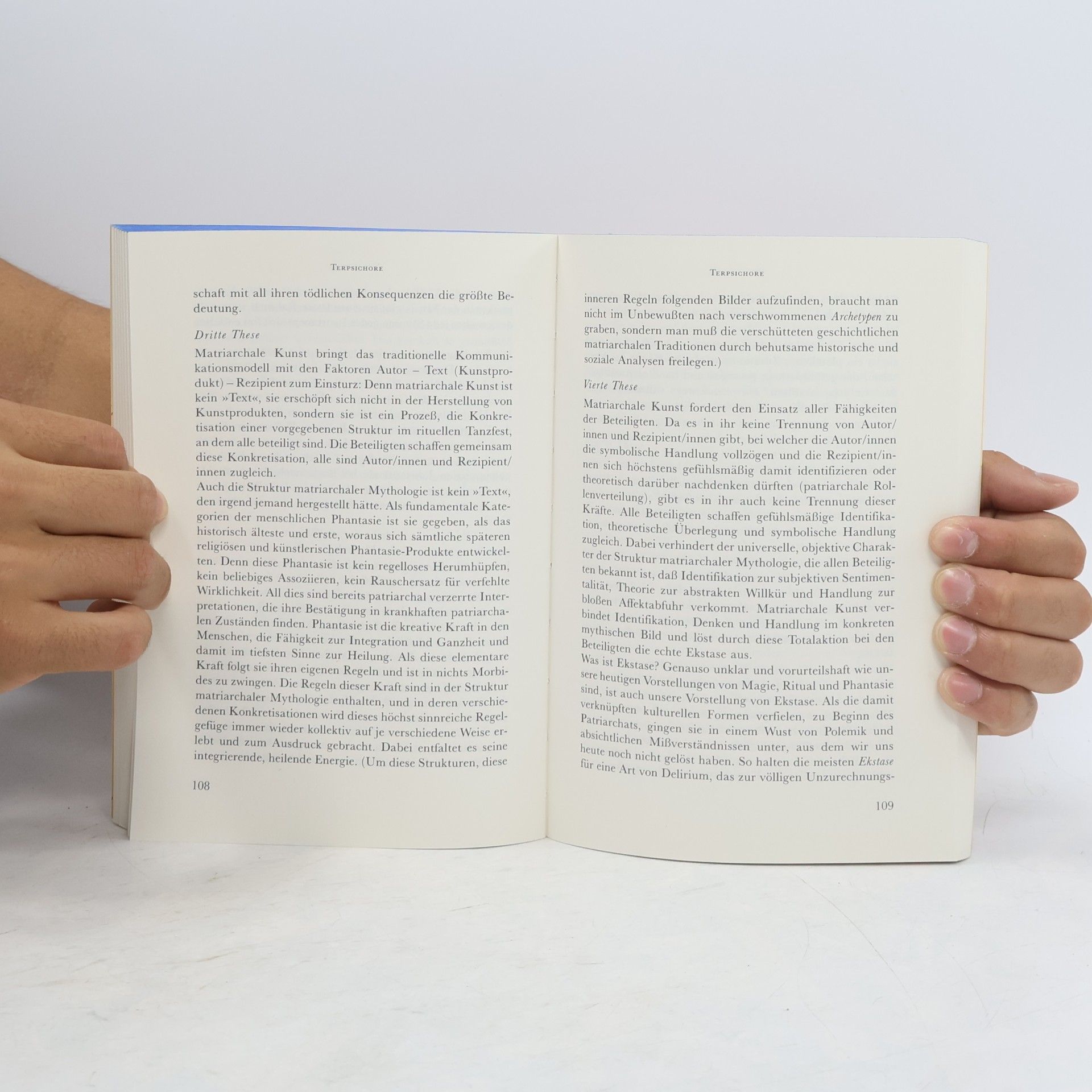 Heide Göttner-Abendroth Für die Musen. Neun kulturkritische Essays