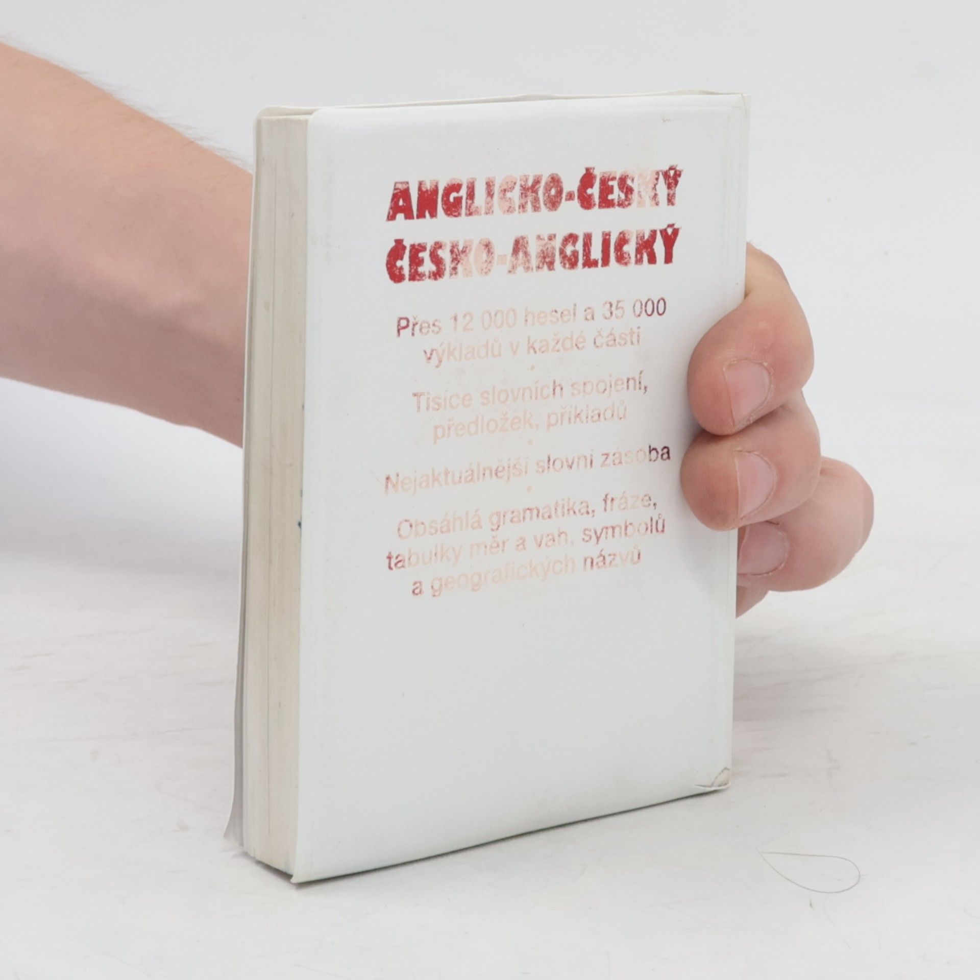 Martin Knezovič Anglicko-český a česko-anglický slovník. Gramatika. Fráze