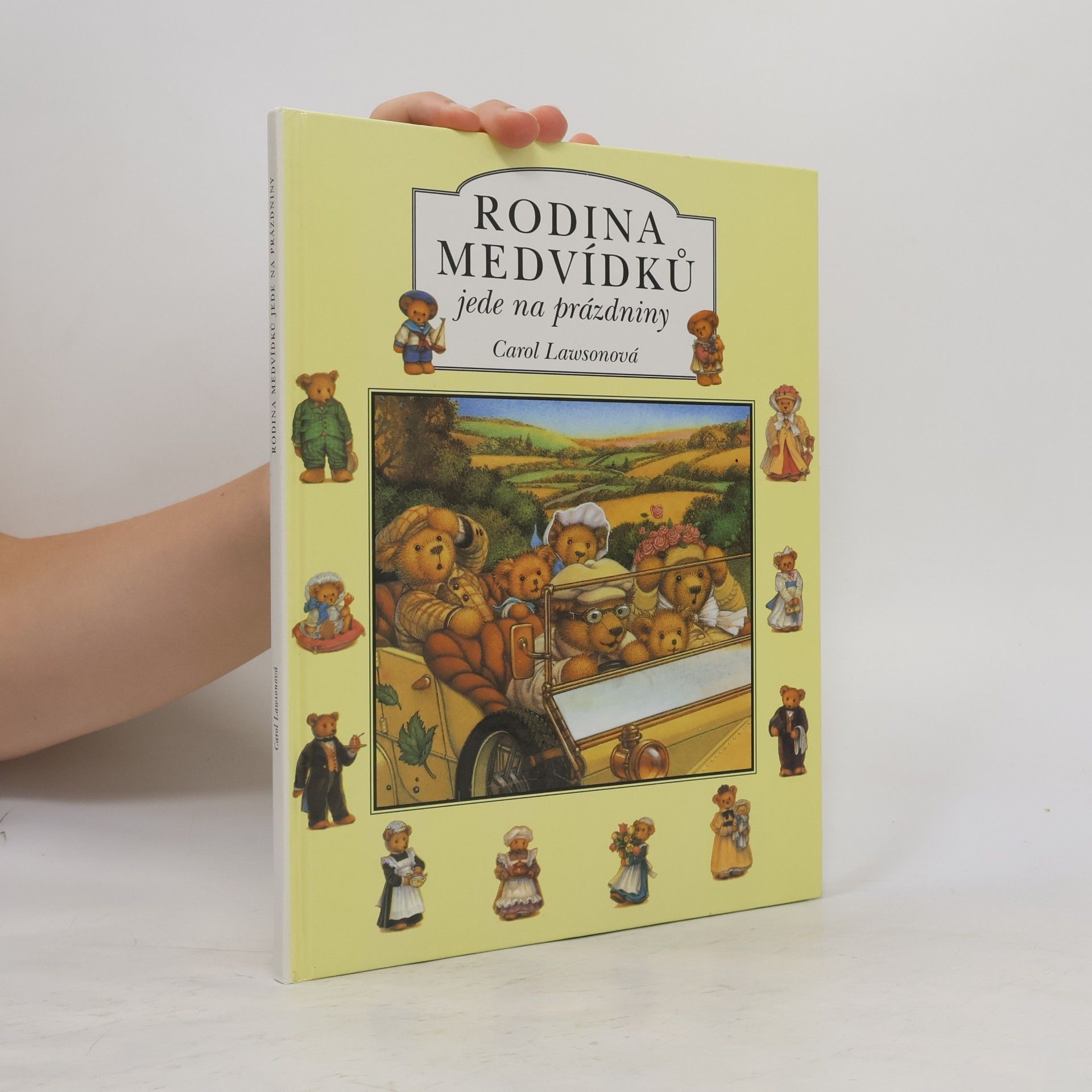 Rodina medvídků jede na prázdniny