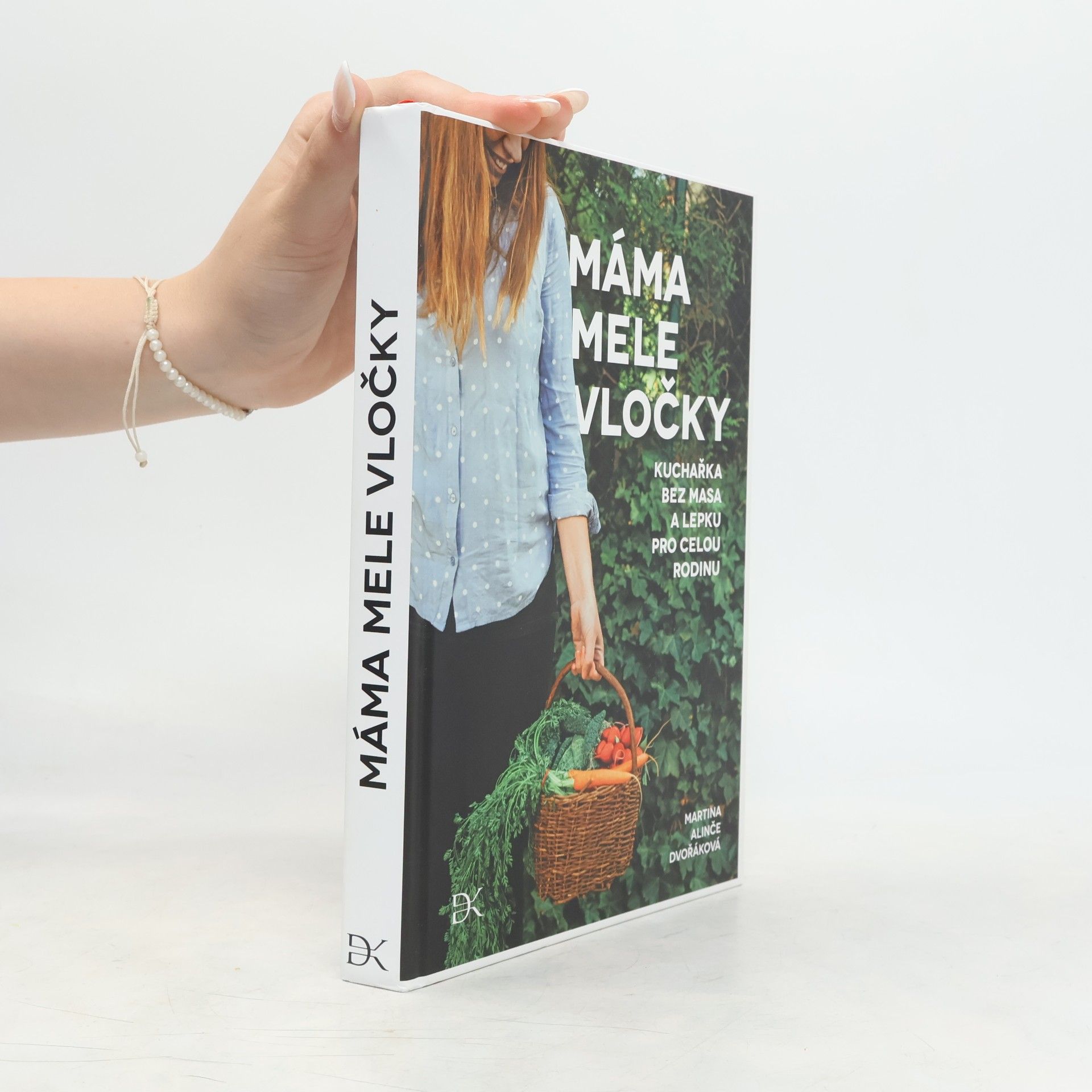 Martina Alinče Dvořáková Máma mele vločky