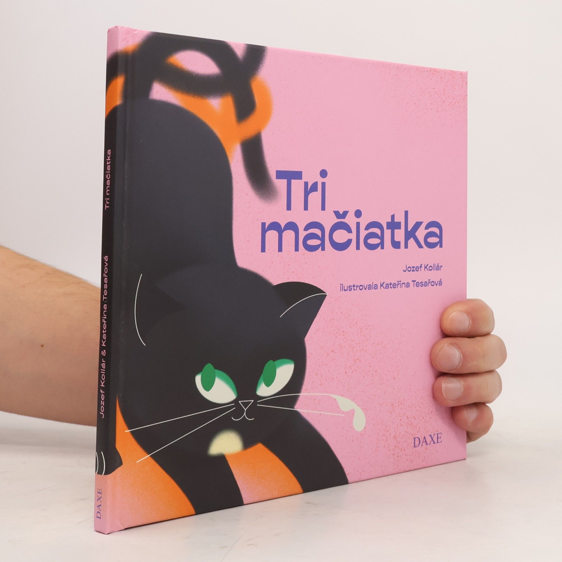 Tri mačiatka