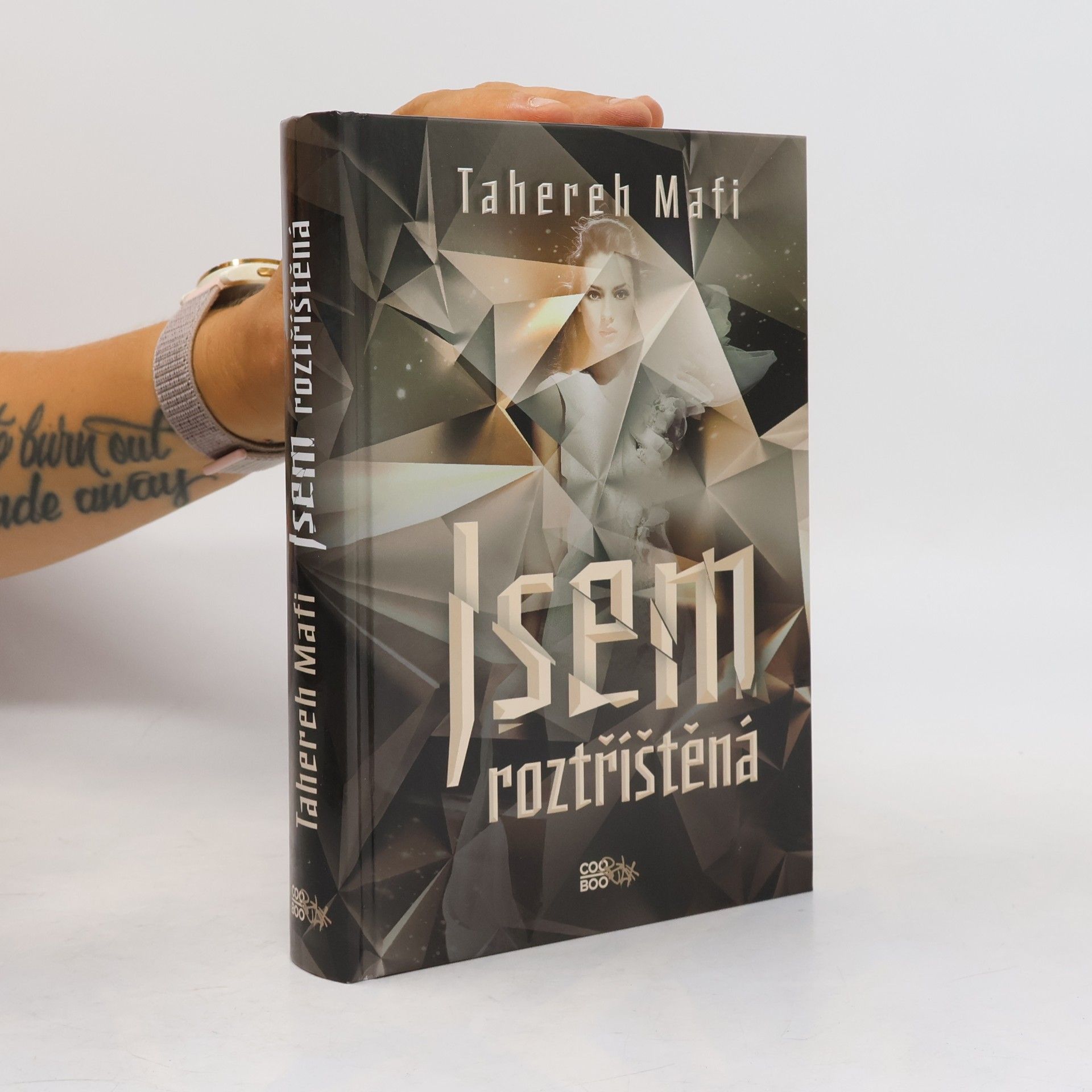Тагере Мафі Jsem roztříštěná