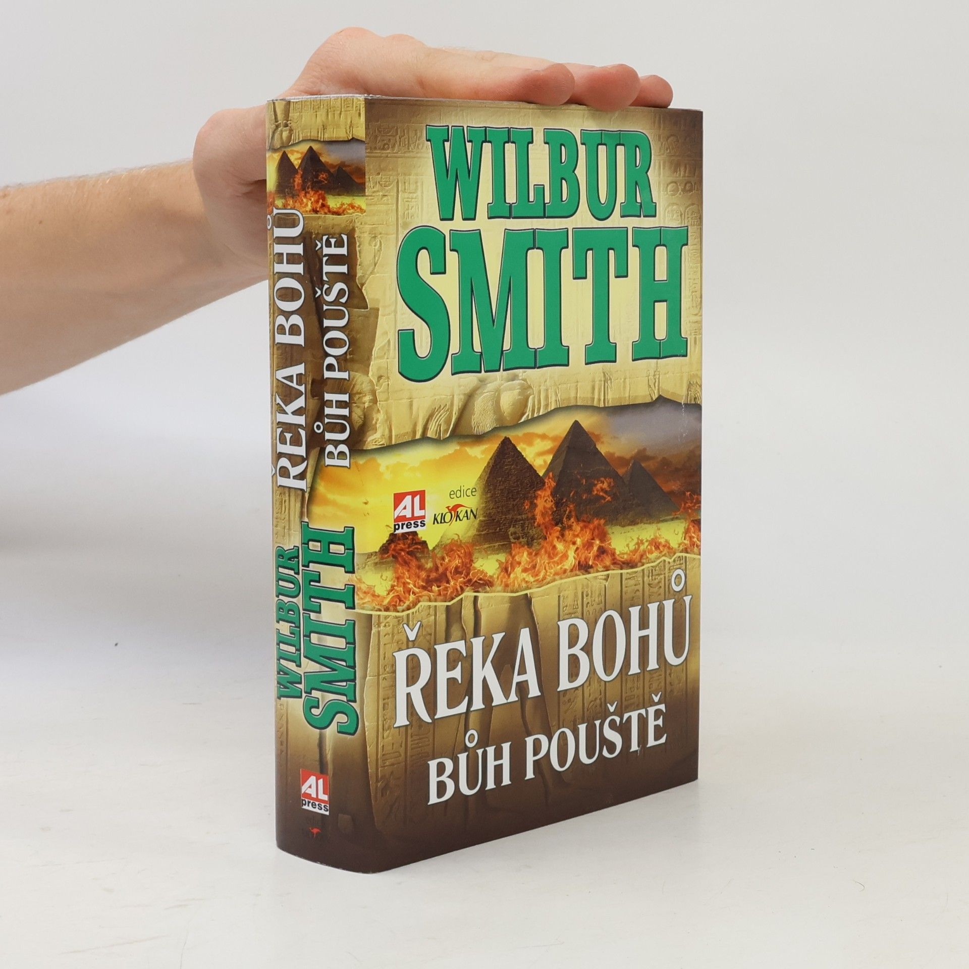 Wilbur A. Smith Řeka bohů. Bůh pouště
