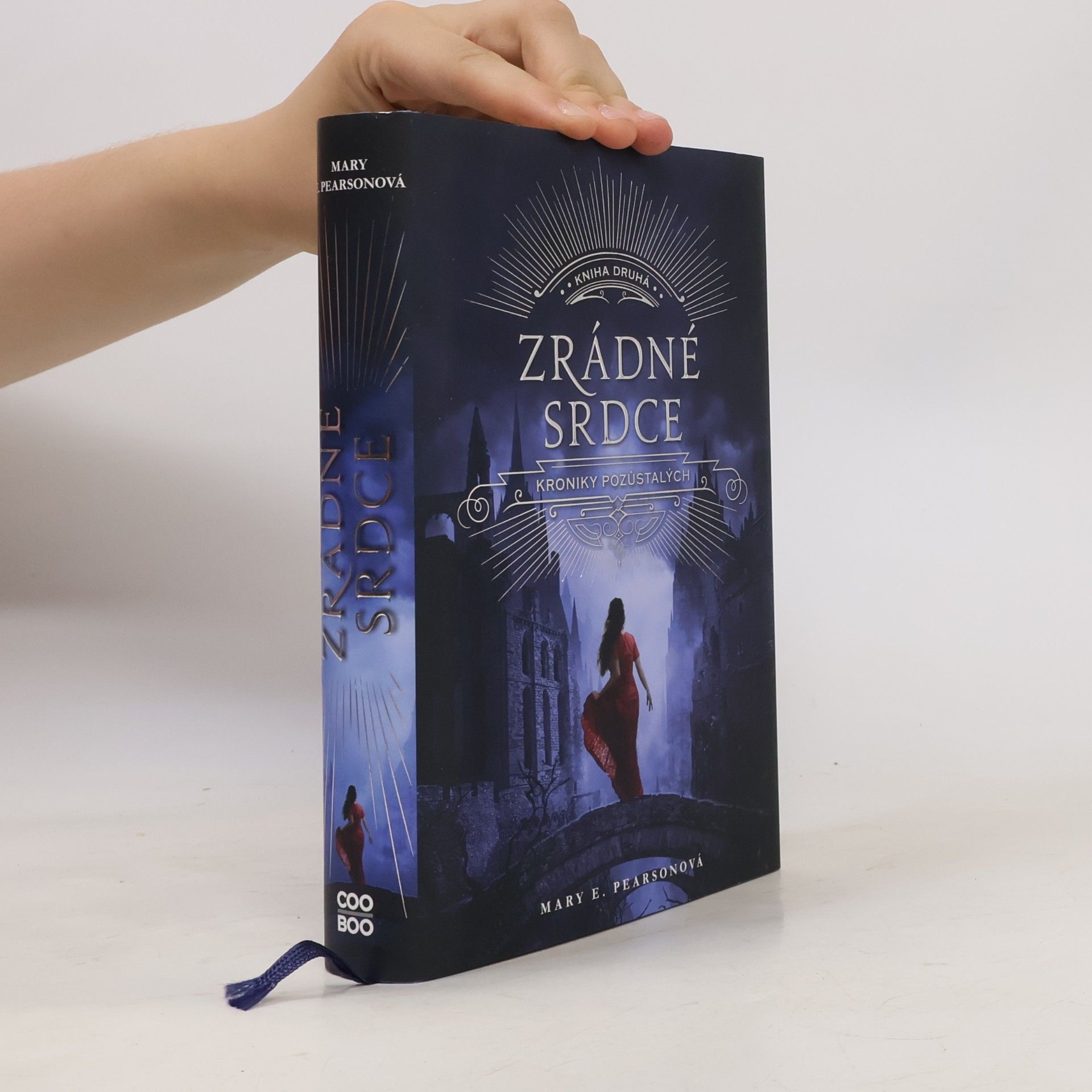 Kroniky pozůstalých: Zrádné srdce. Kniha druhá