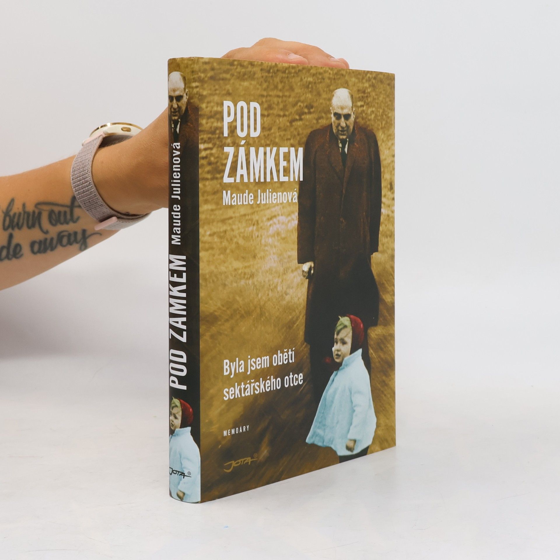 Maude Julien Pod zámkem