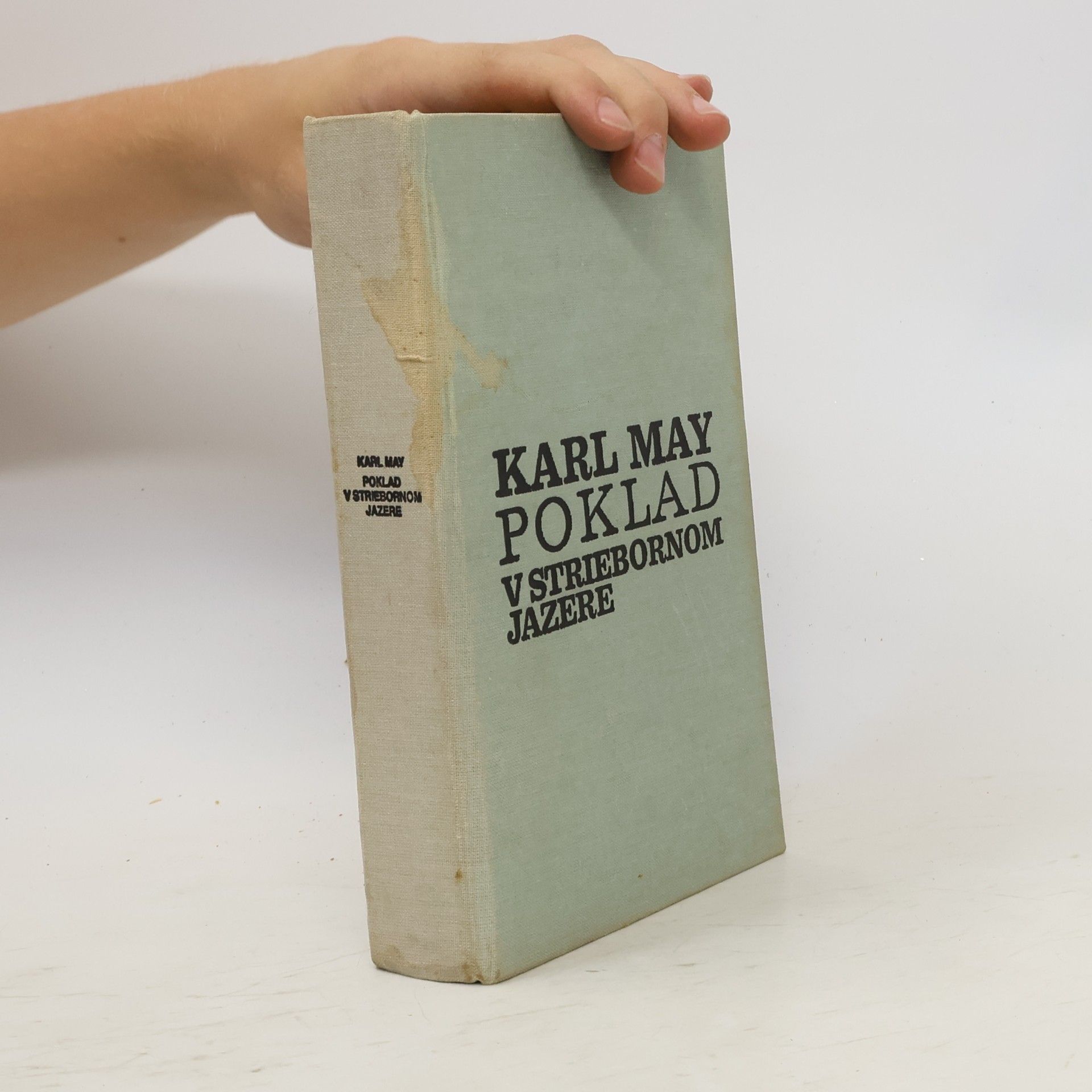 Karl May Poklad v striebornom jazere