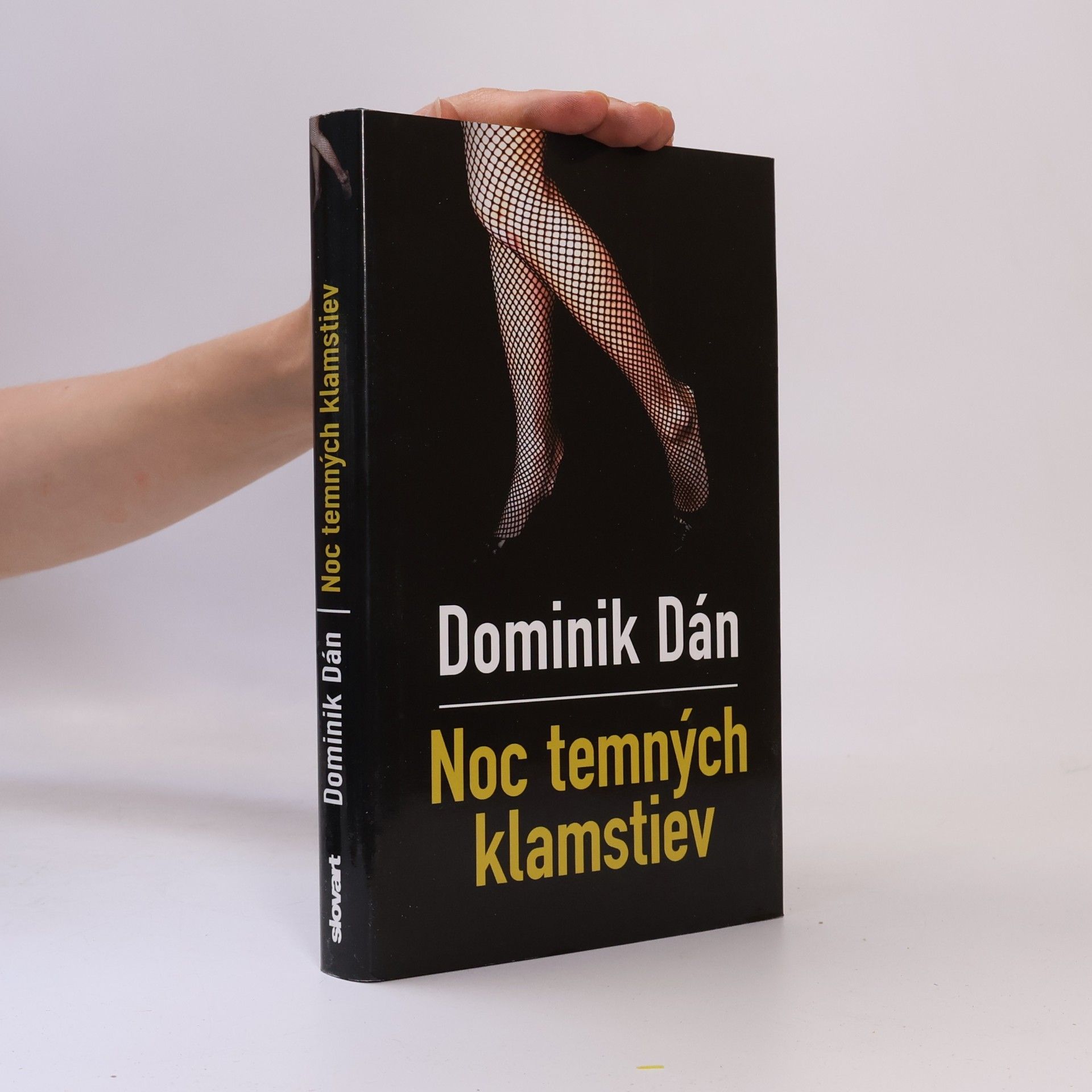 Dominik Dán Noc temných klamstiev