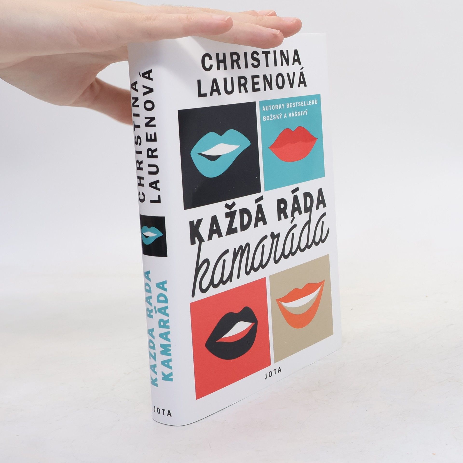 Christina Lauren Každá ráda kamaráda