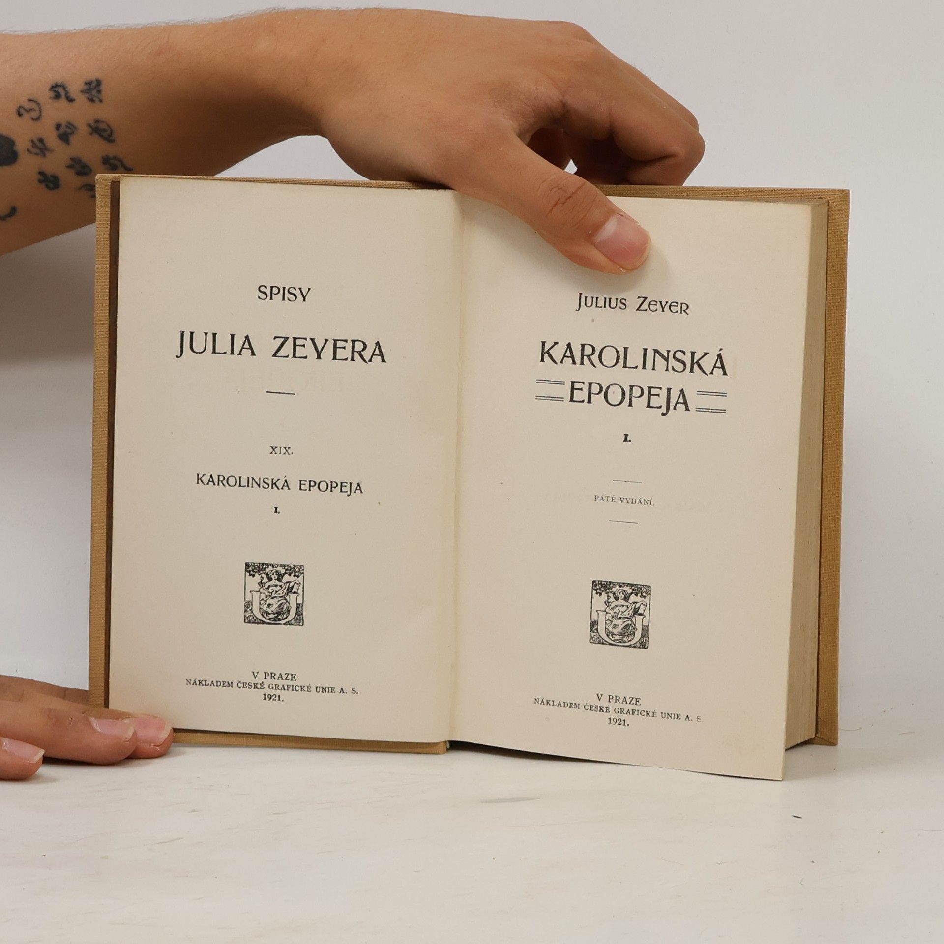 Julius Zeyer Karolinská epopeja I.