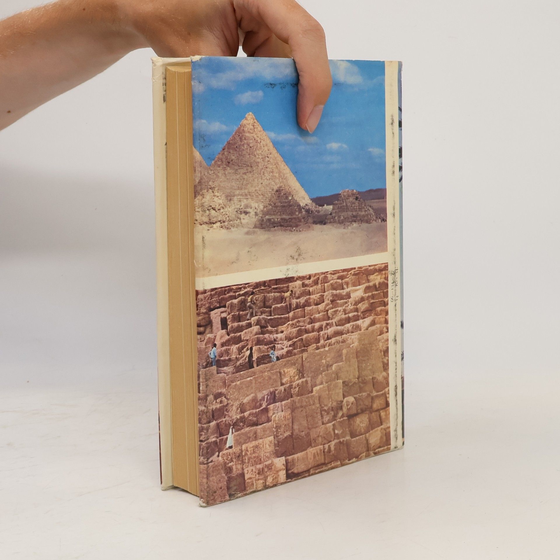 Vojtech Zamarovský Ich veličenstvá pyramídy