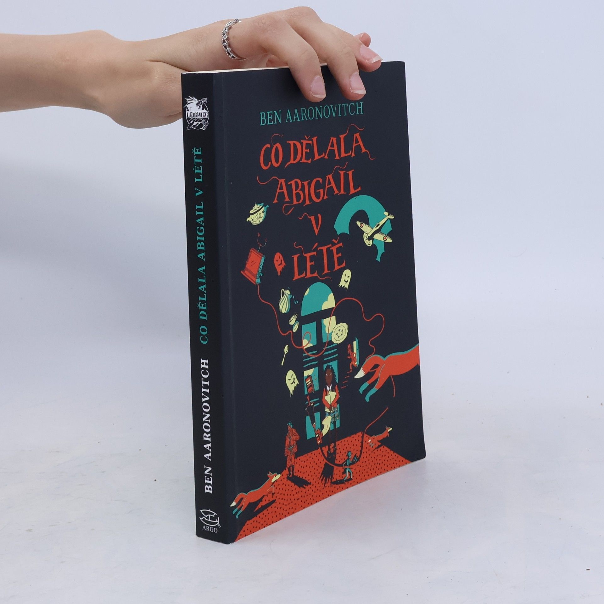 Ben Aaronovitch Co dělala Abigail v létě