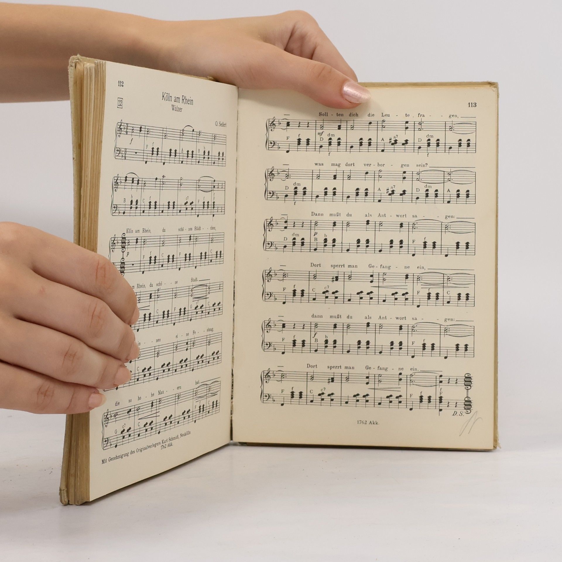 Autorenkollektiv Bunte Musik: 150 Lieder, Tänze, Märsche und Unterhaltungsstücke für Akkordeon