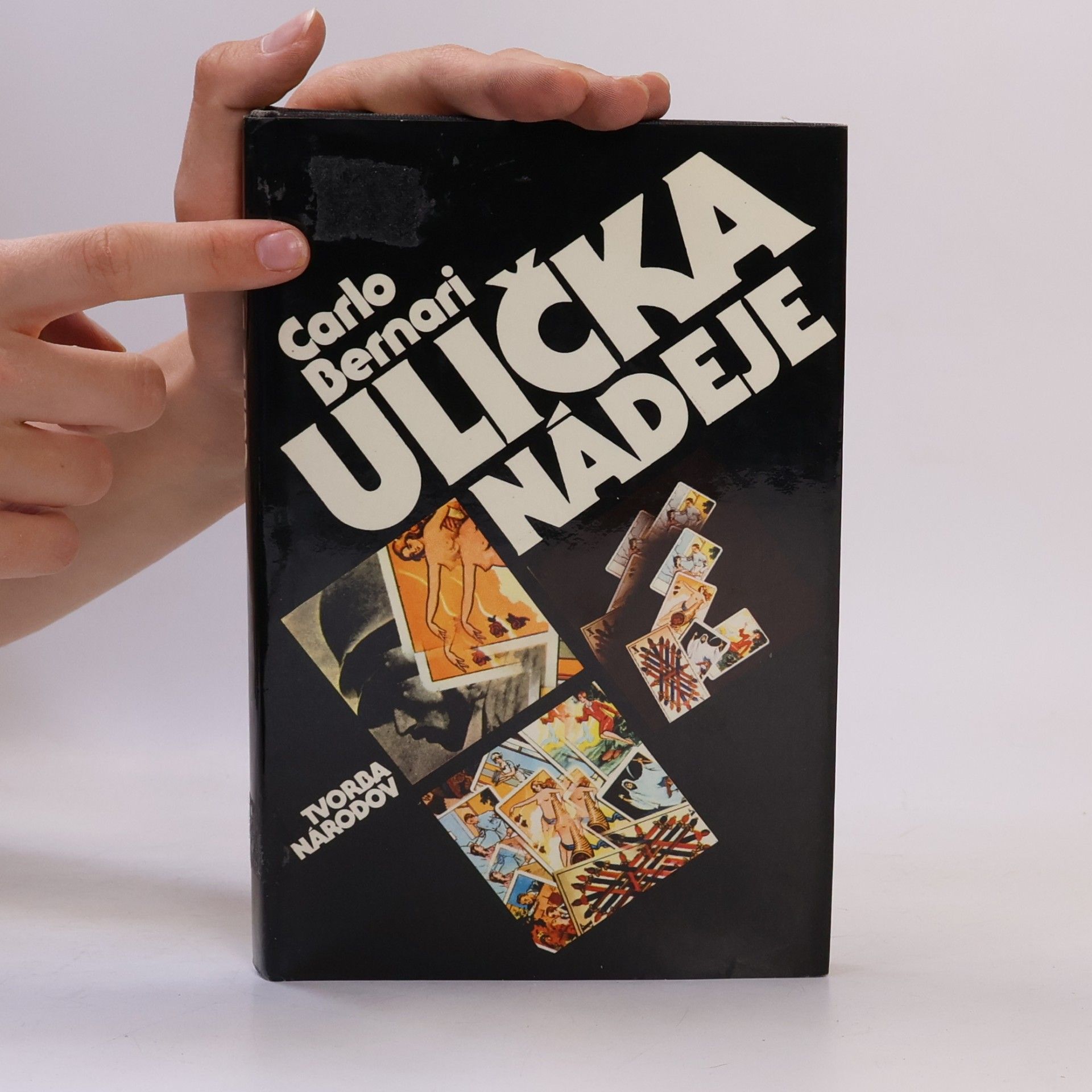 Carlo Bernari Ulička nádeje