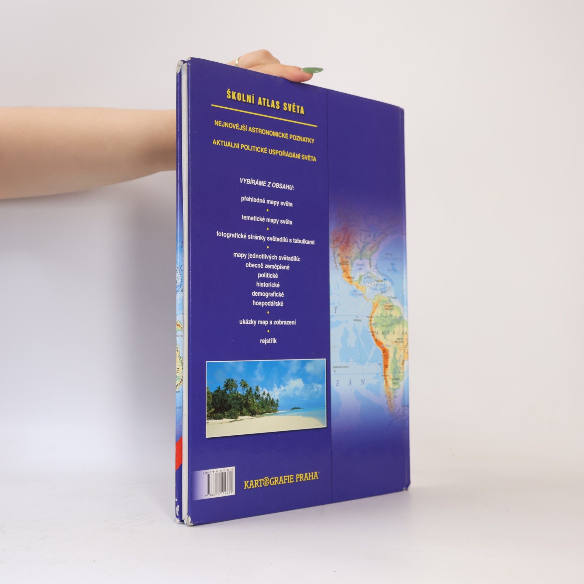 AA.VV. Školní atlas světa