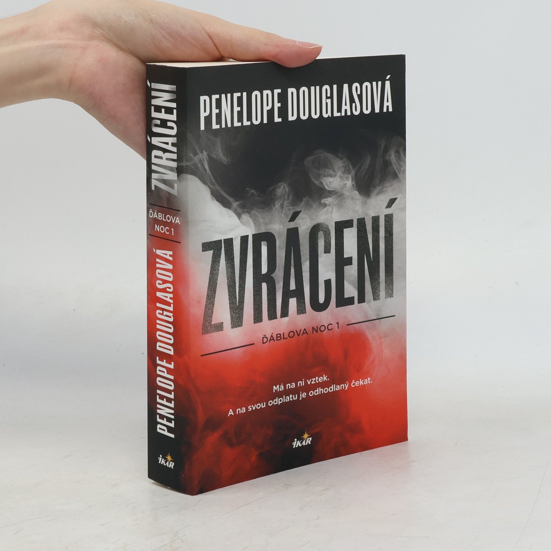 Penelope Douglas Zvrácení