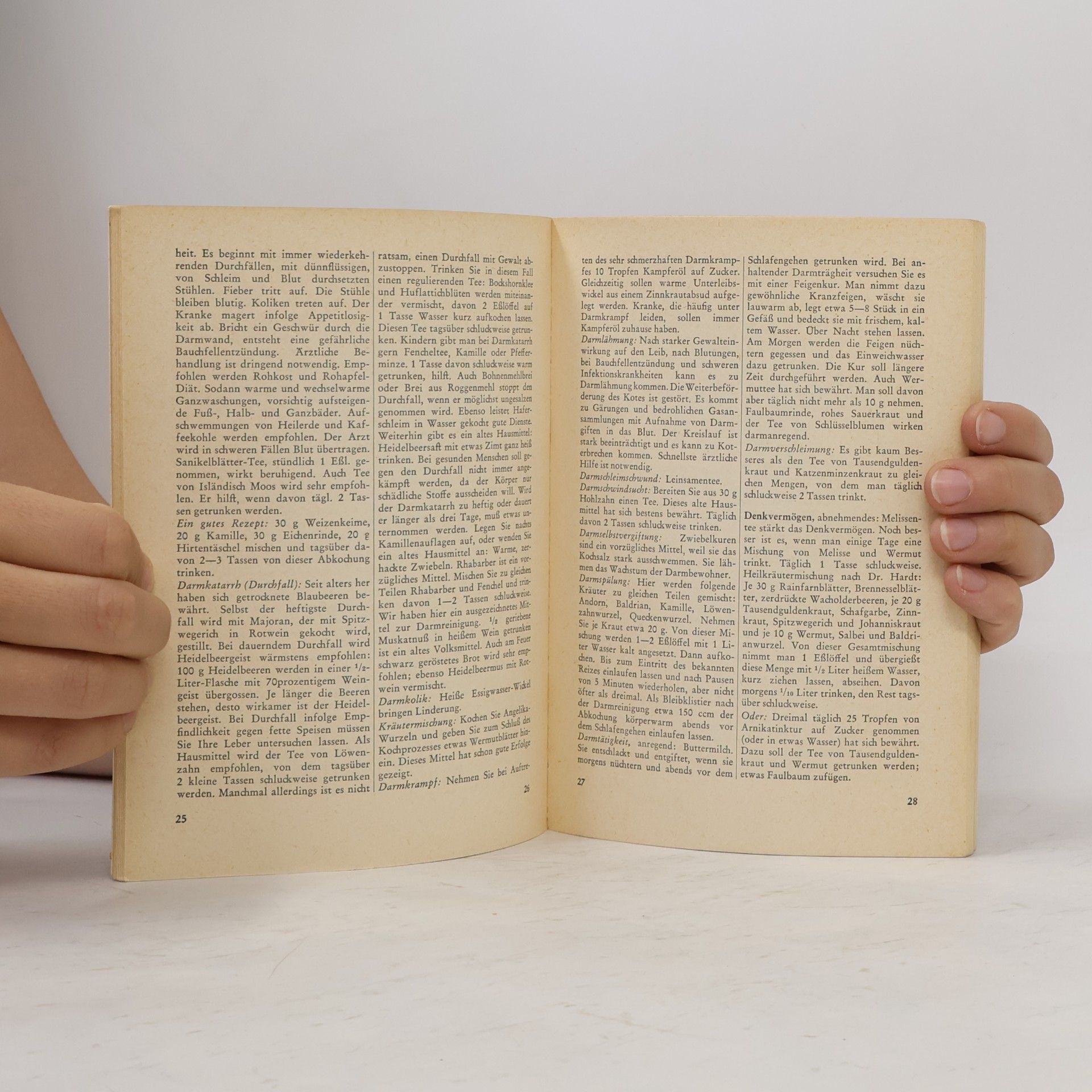 Auteurscollectief Rezeptbuch. Eine Fundgrube alter und moderner Heilkräuter und Hausmittel Rezepte