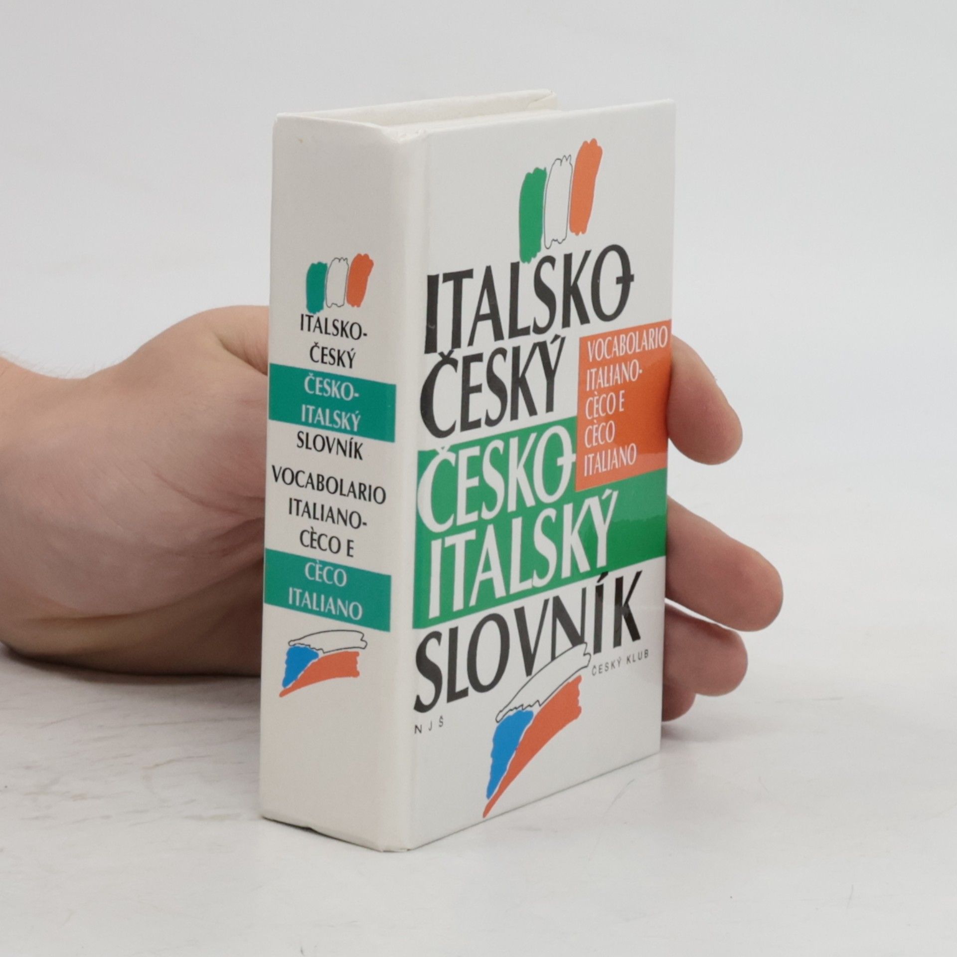 Jaroslav Bezděk Italsko-český, česko-italský slovník = Vocabolario italiano- cèco e cèco-italiano