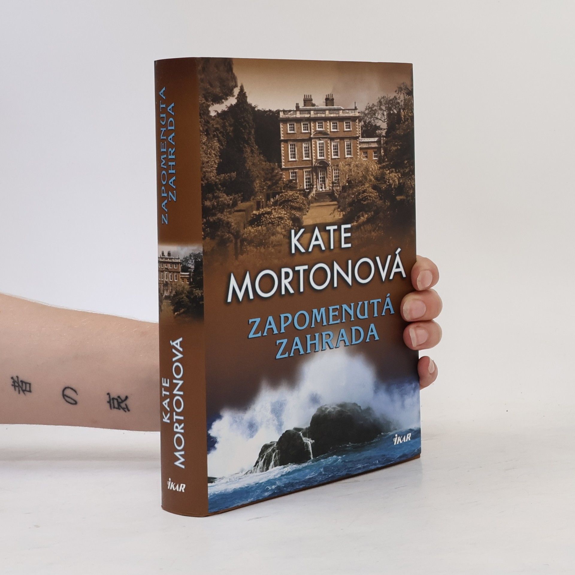 Kate Morton Zapomenutá zahrada