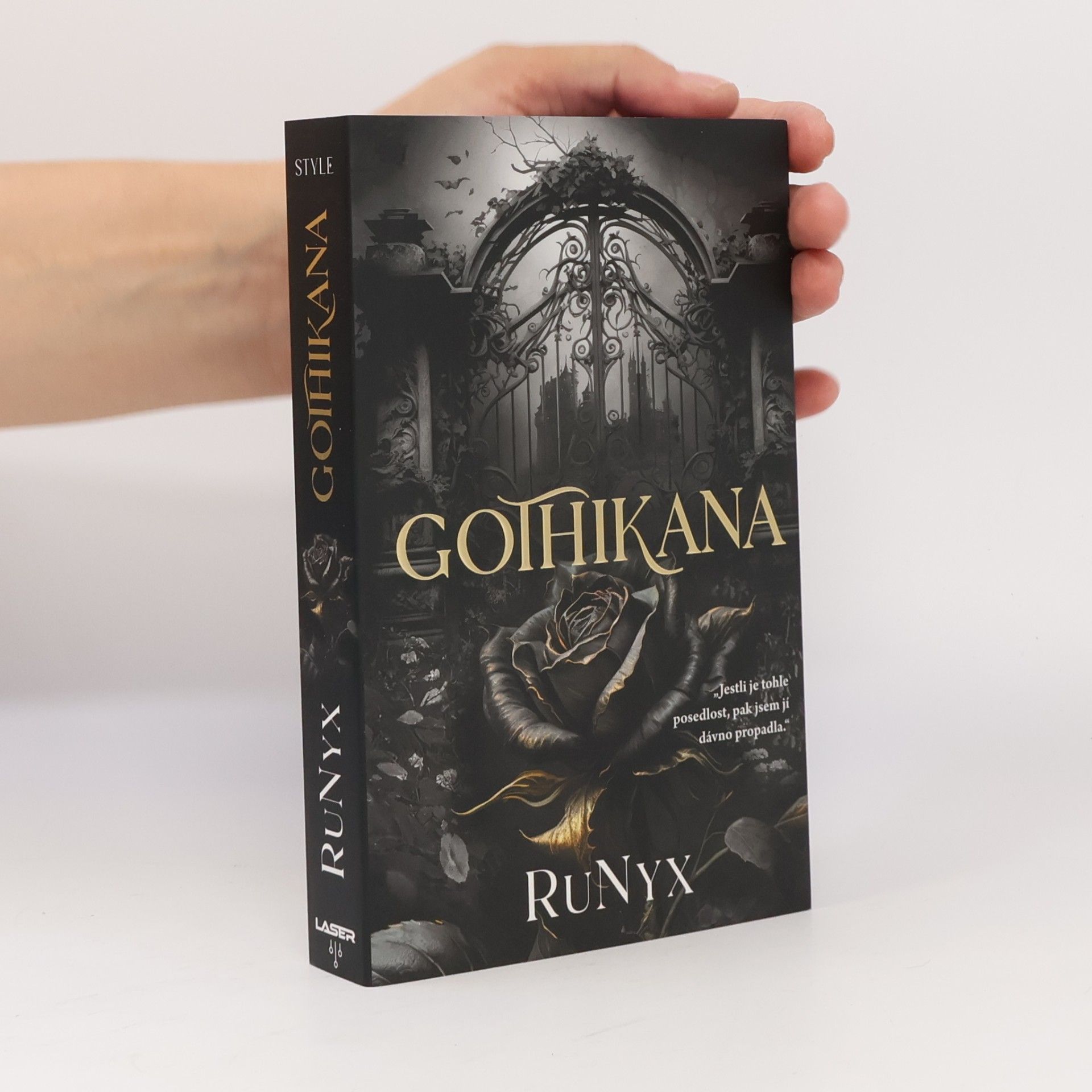 RuNyx Gothikana