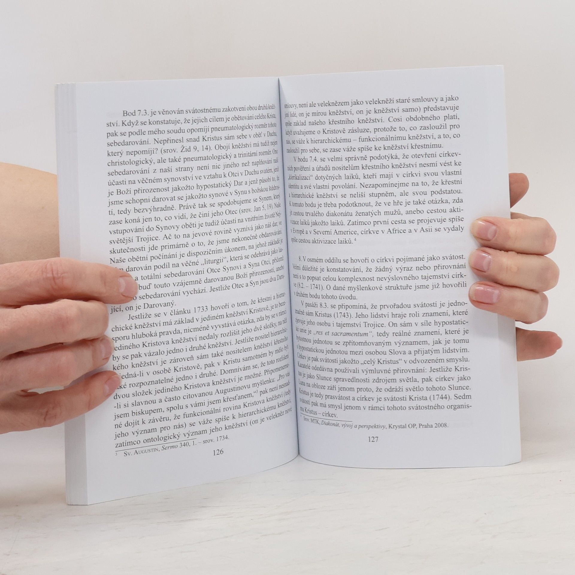 Kolektiv autorů Dokumenty Mezinárodní teologické komise věnované eklesiologii a svátostem do roku 1995 a dokument Papežské biblické komi