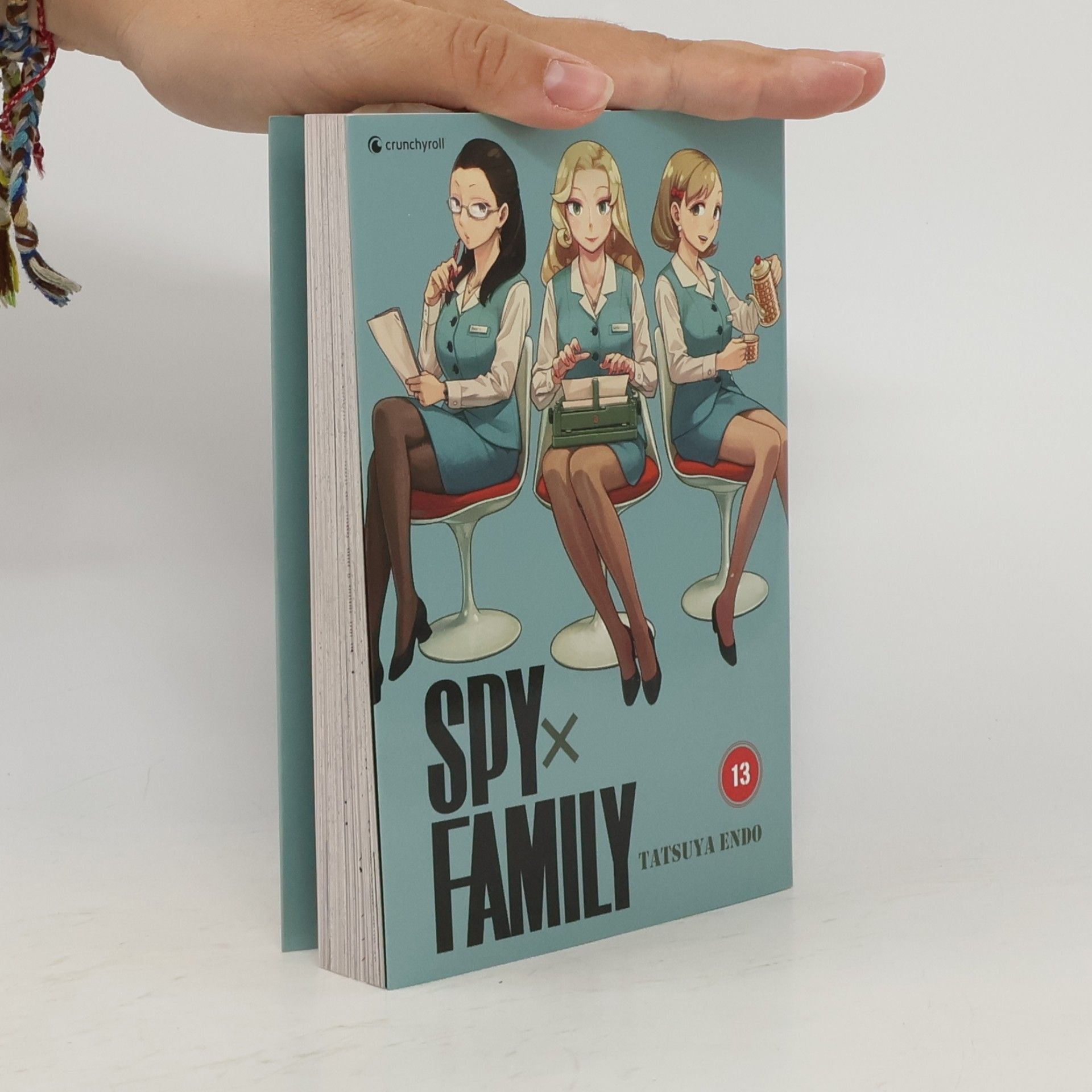 Tacuja Endó Spy x Family 13