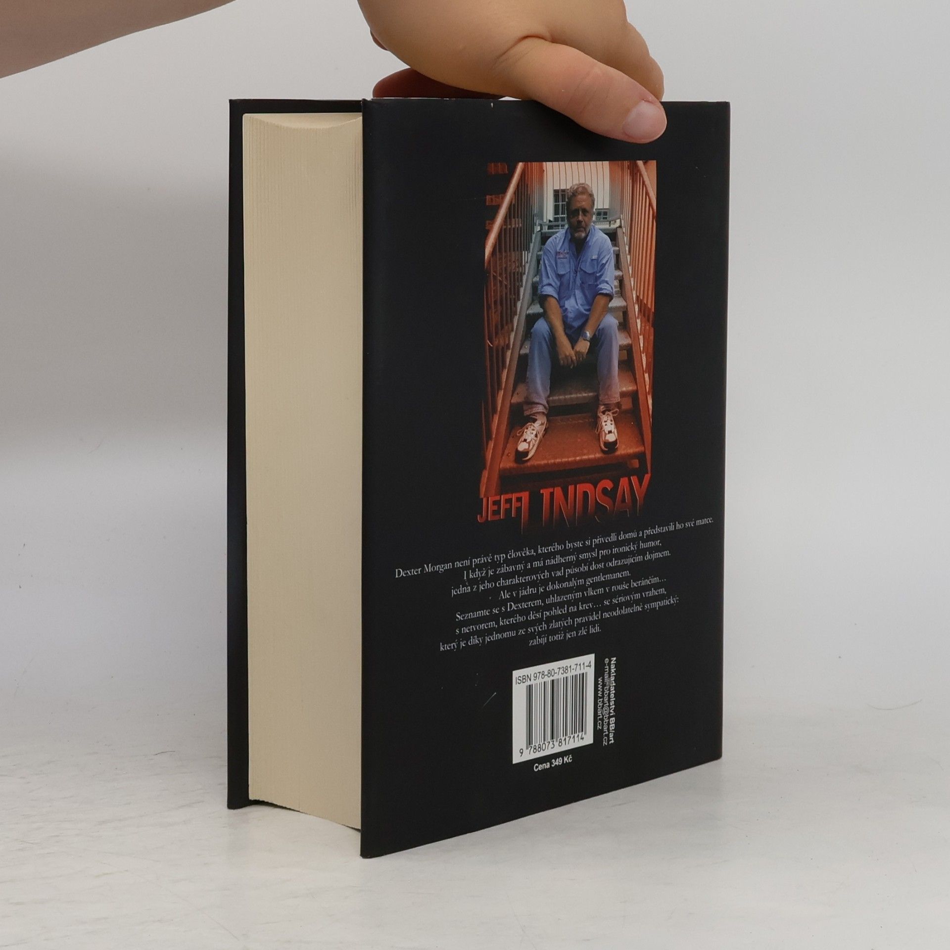 Jeff Lindsay Jeff Lindsay omnibus. V hlavní roli Dexter Morgan