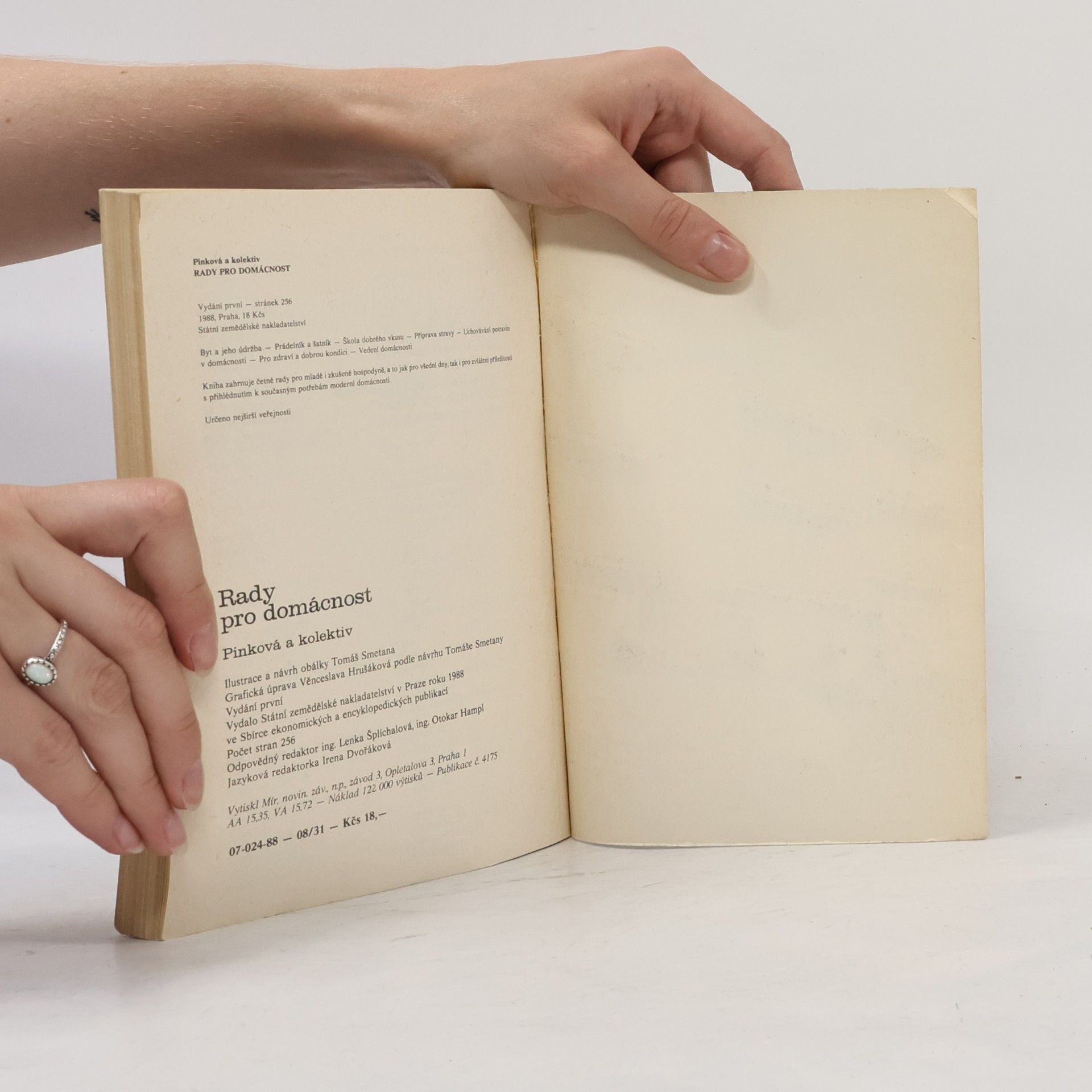 Autores varios Rady pro domácnost